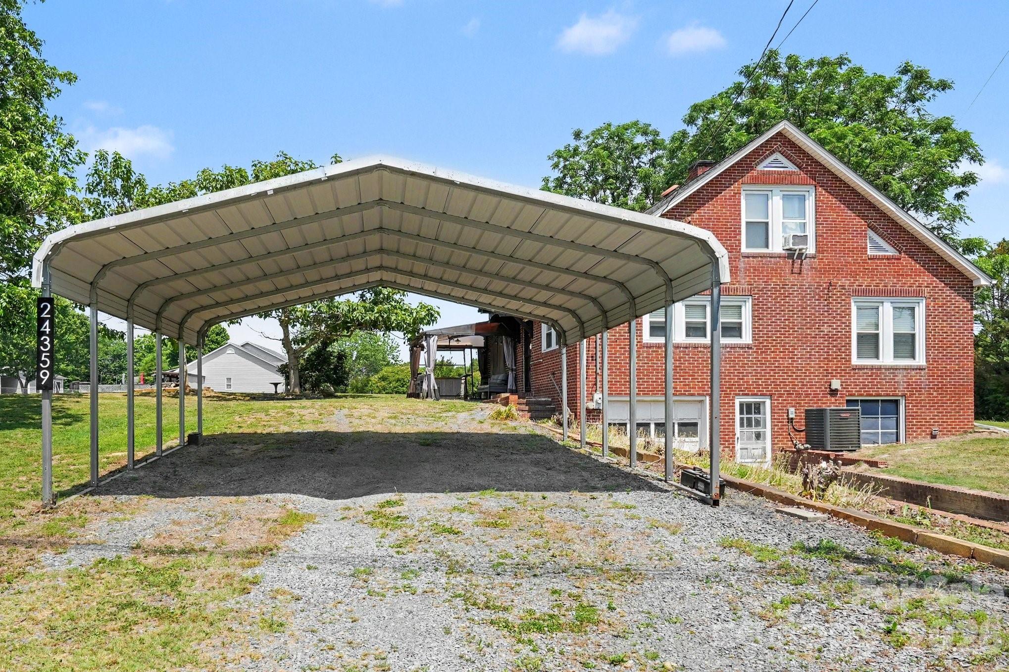 24359 Ridgecrest Road — Locust