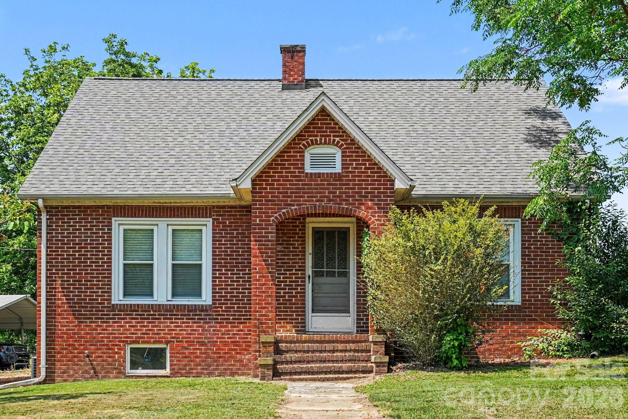 24359 Ridgecrest Road — Locust