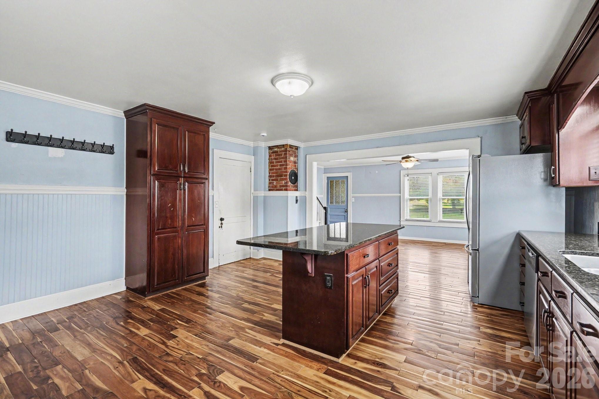 24359 Ridgecrest Road — Locust