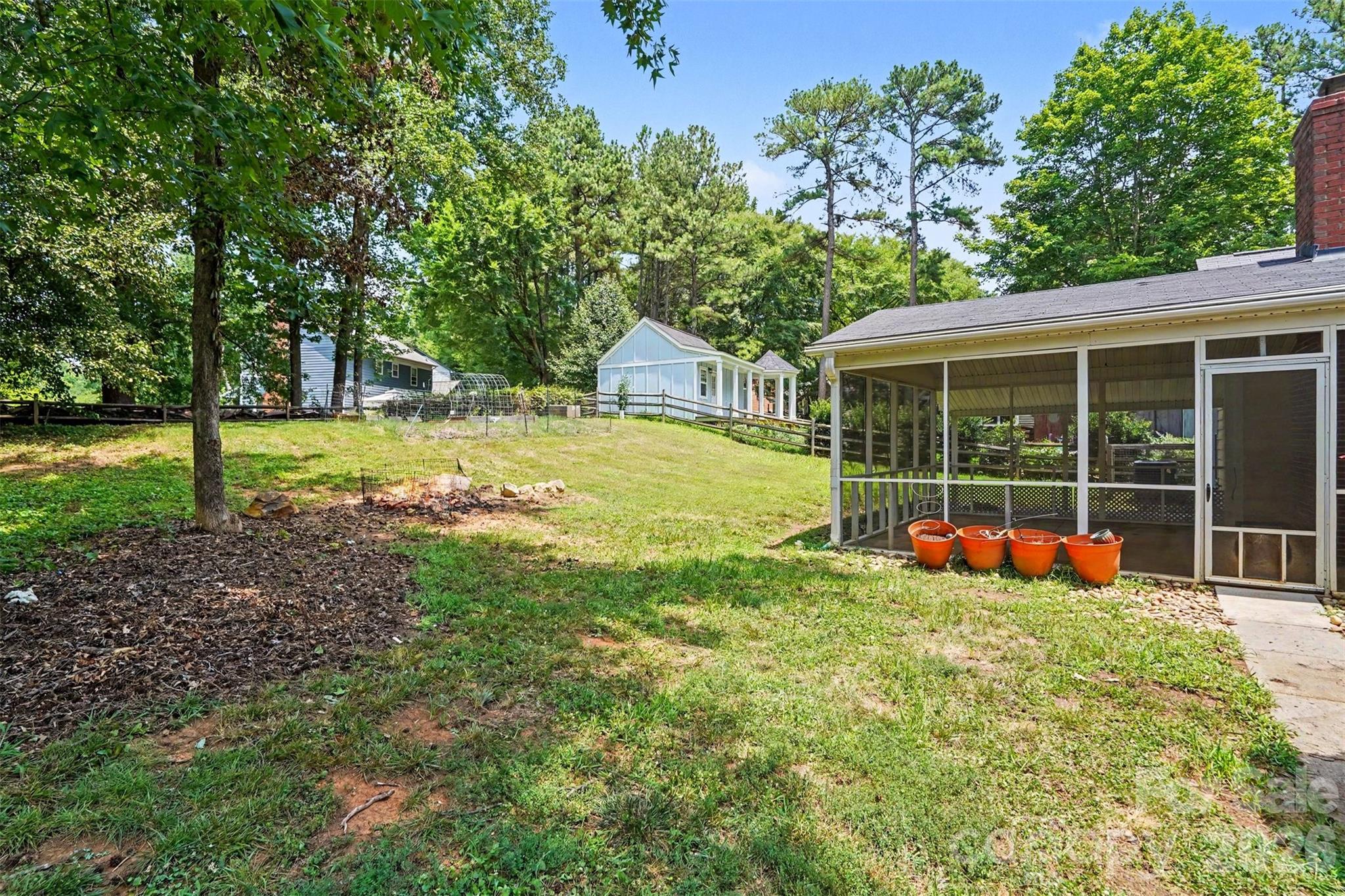 4300 Saxonbury Way — Charlotte