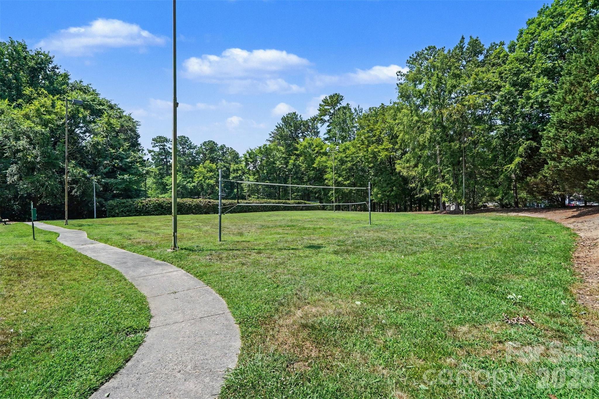 4300 Saxonbury Way — Charlotte