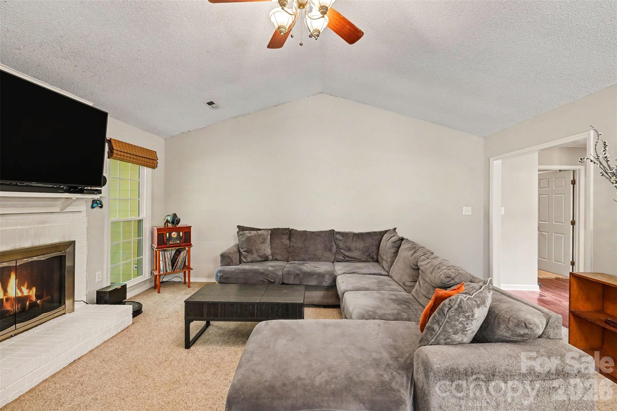 4300 Saxonbury Way — Charlotte
