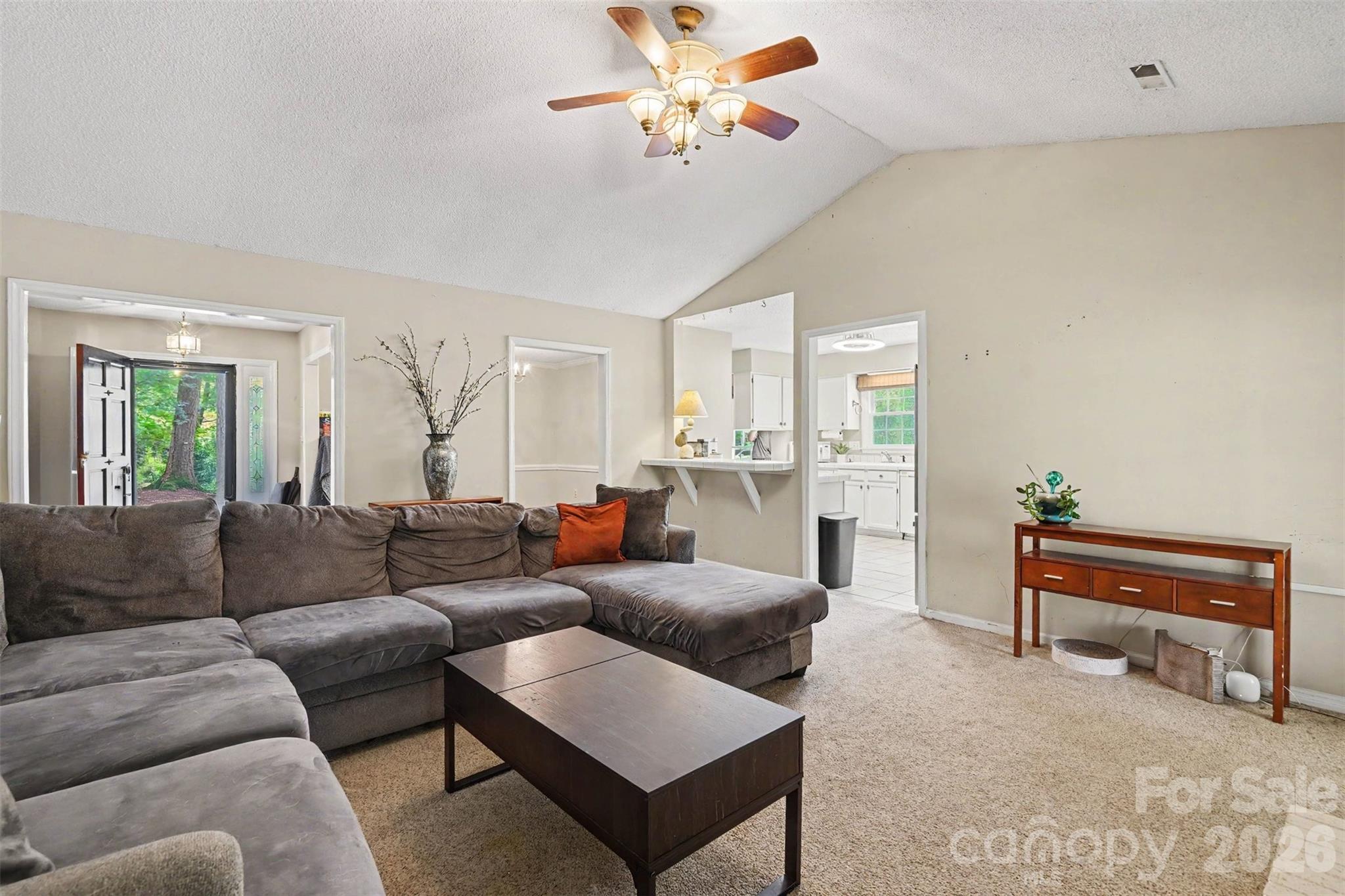 4300 Saxonbury Way — Charlotte