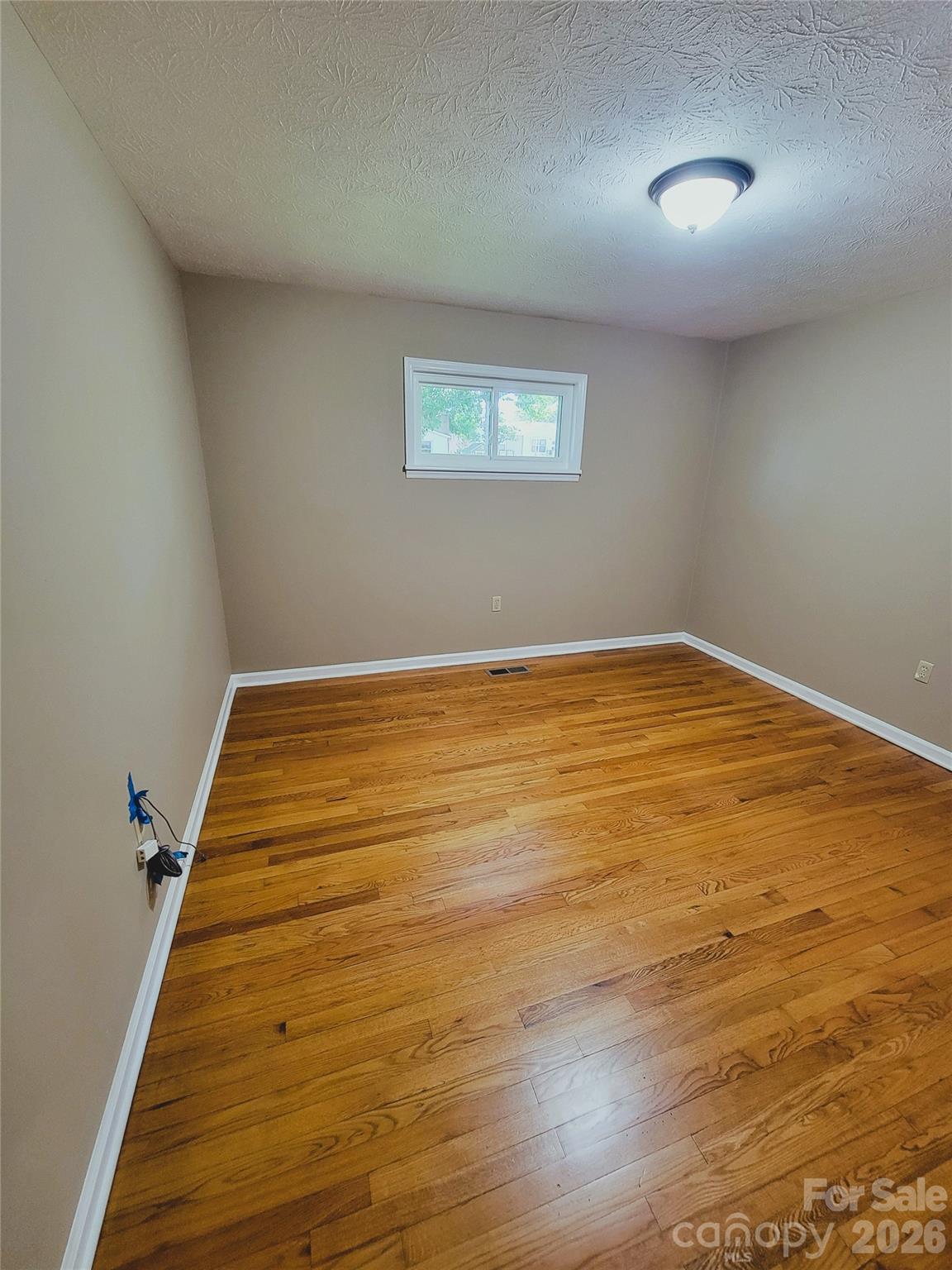 25 Browndale Road — Asheville
