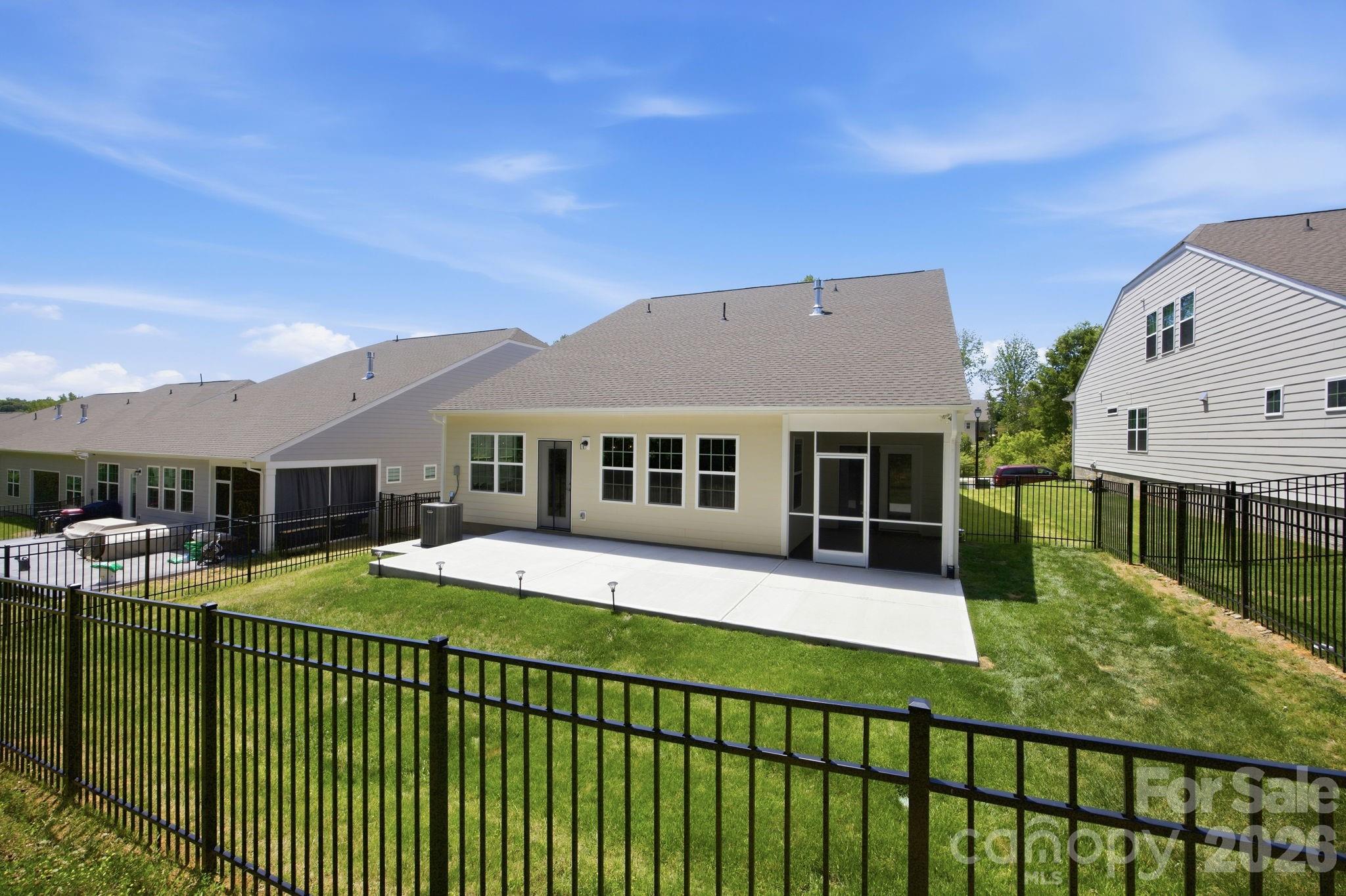 2999 Findley Road — Statesville