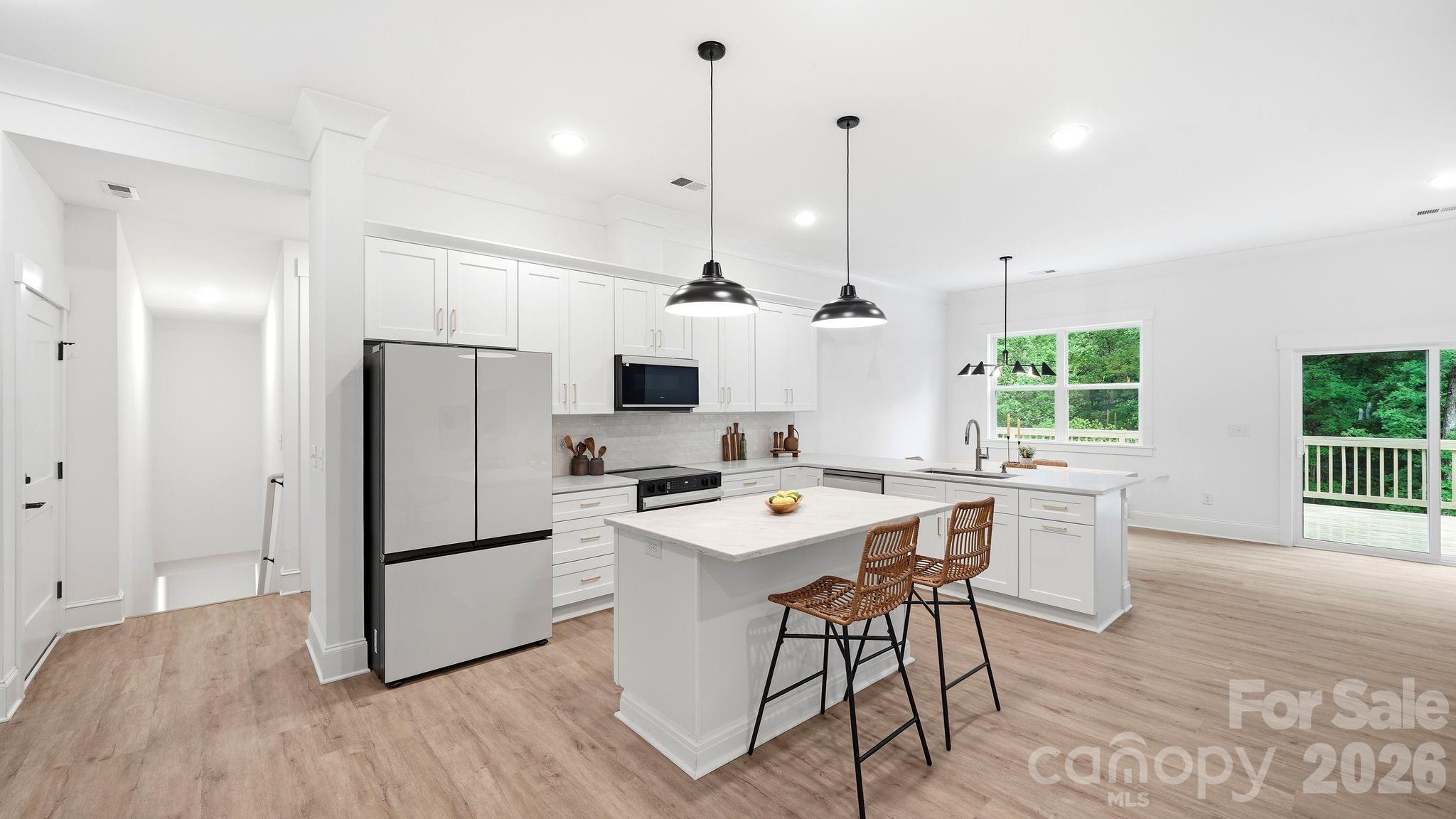 825 Breezewood Drive — Charlotte