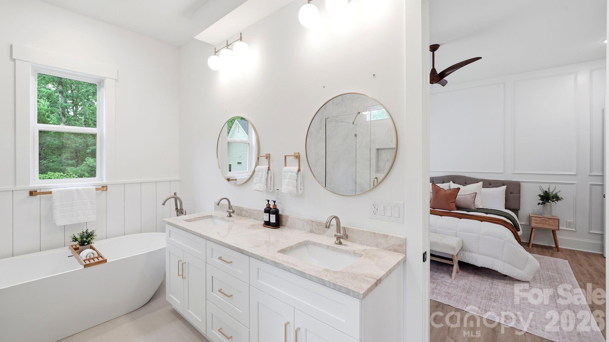 825 Breezewood Drive — Charlotte