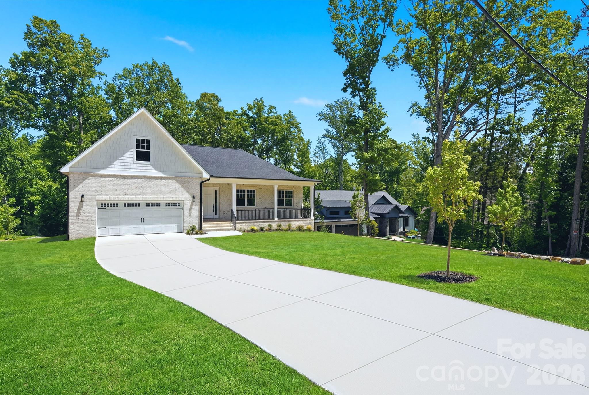 825 Breezewood Drive — Charlotte