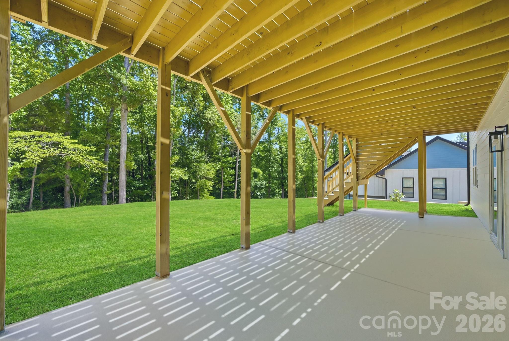 825 Breezewood Drive — Charlotte