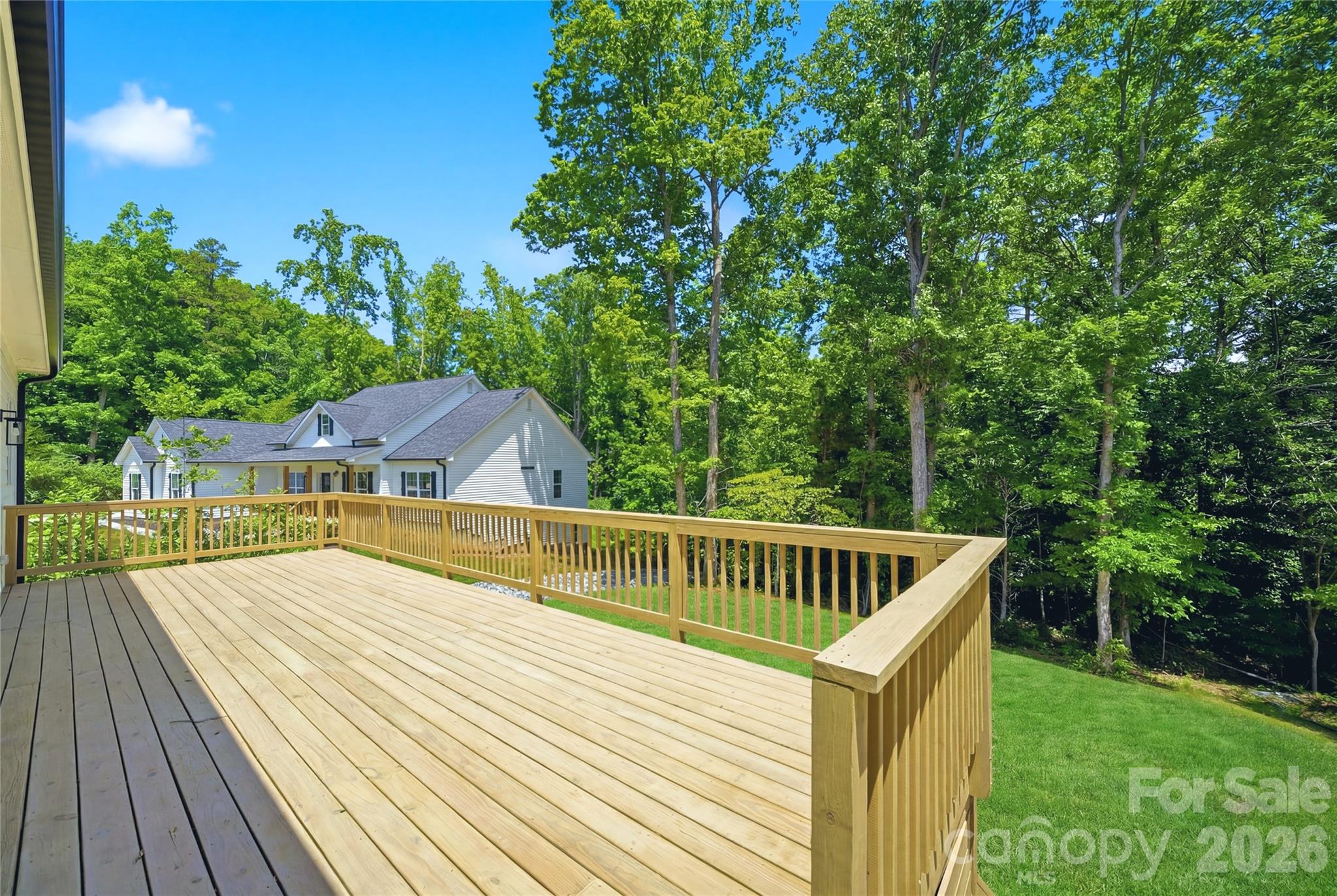 825 Breezewood Drive — Charlotte