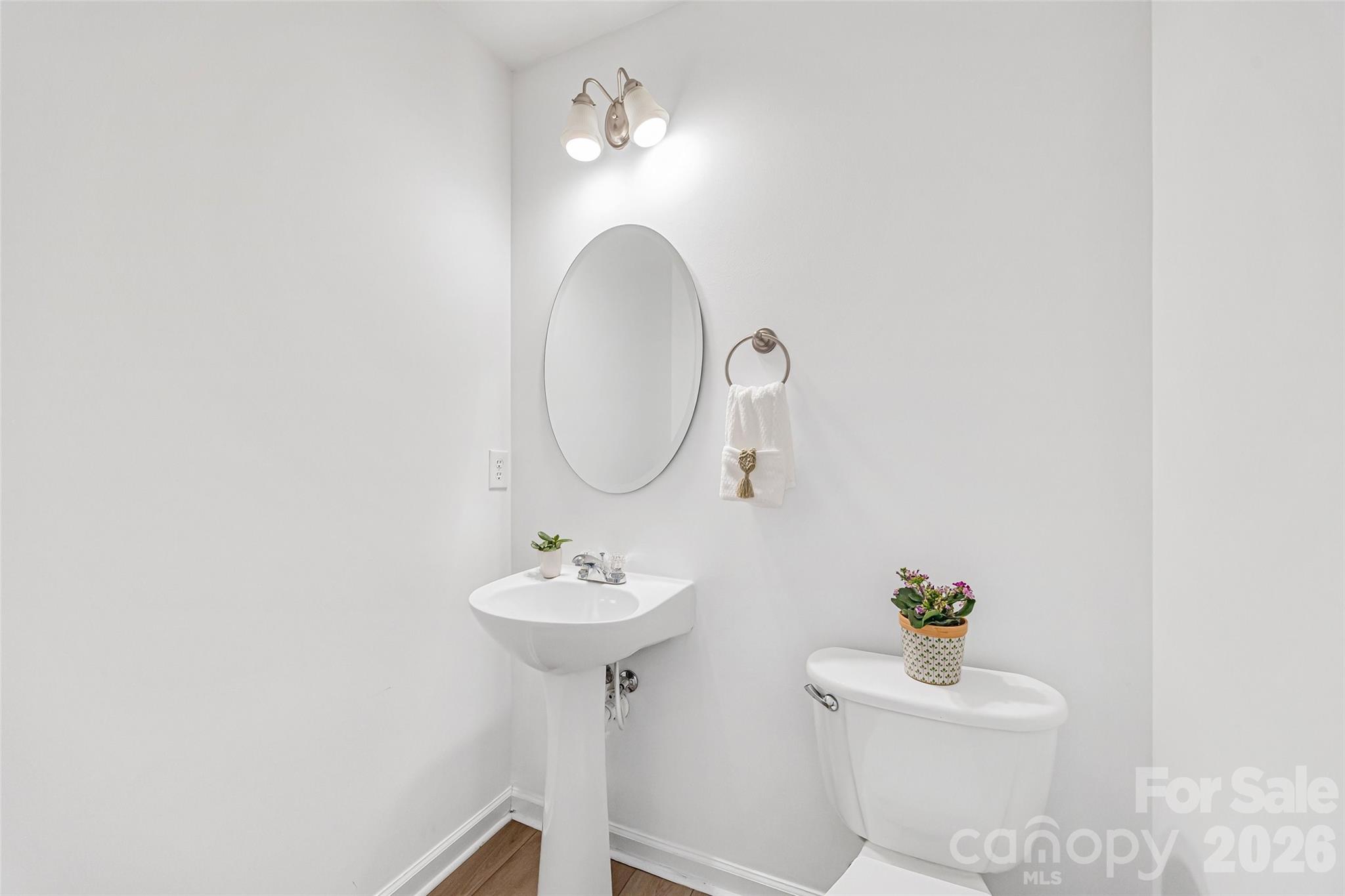 1472 Haverford Road NW — Concord