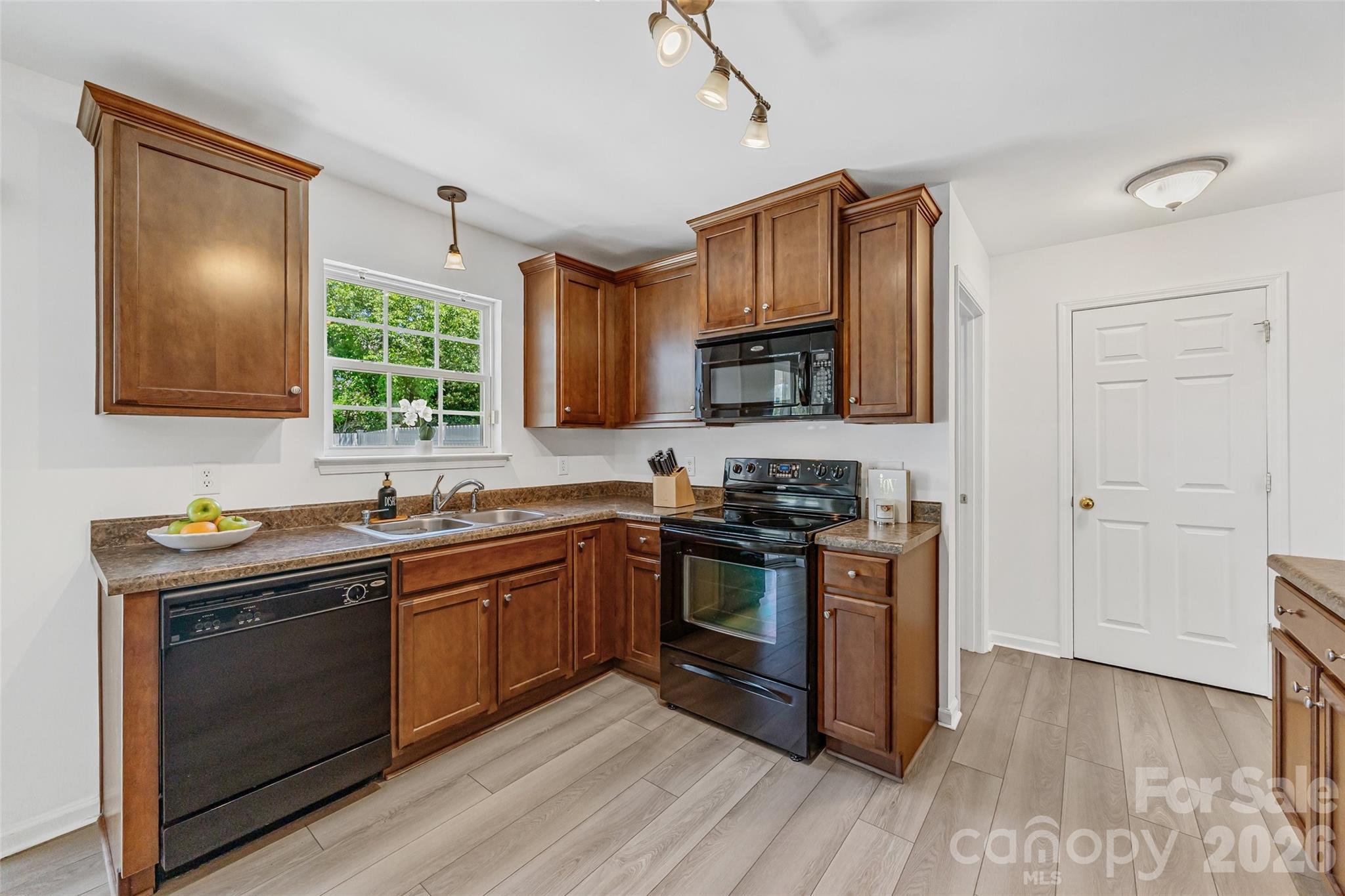 1472 Haverford Road NW — Concord