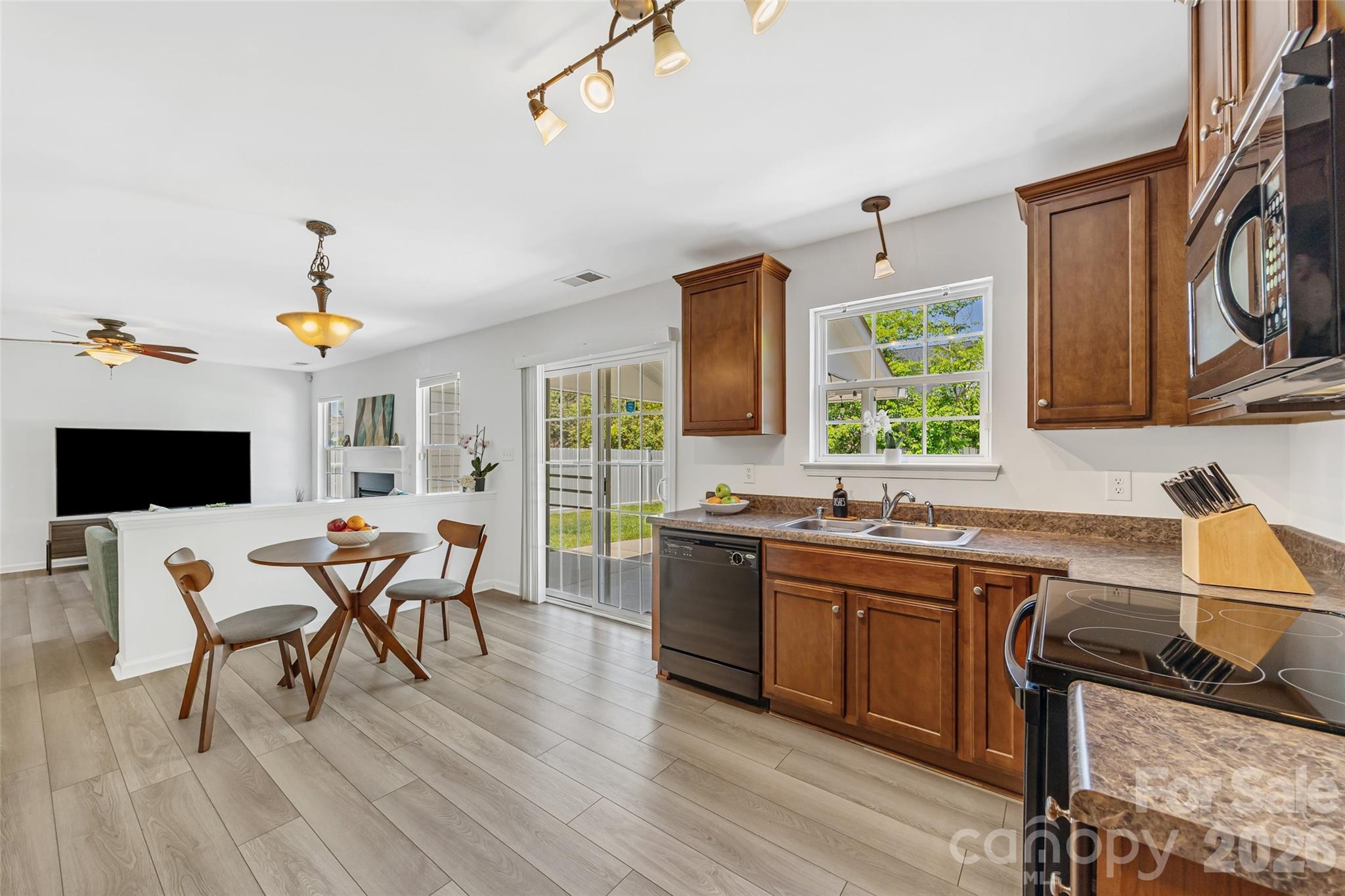 1472 Haverford Road NW — Concord