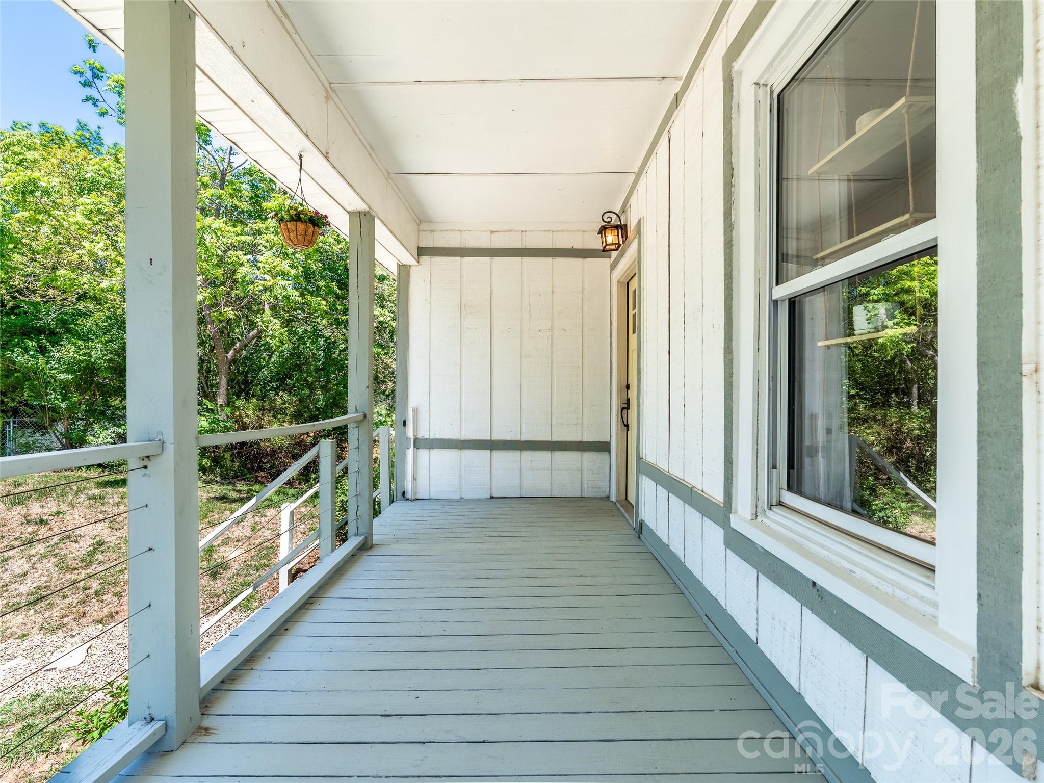 125 Edwards Avenue — Swannanoa