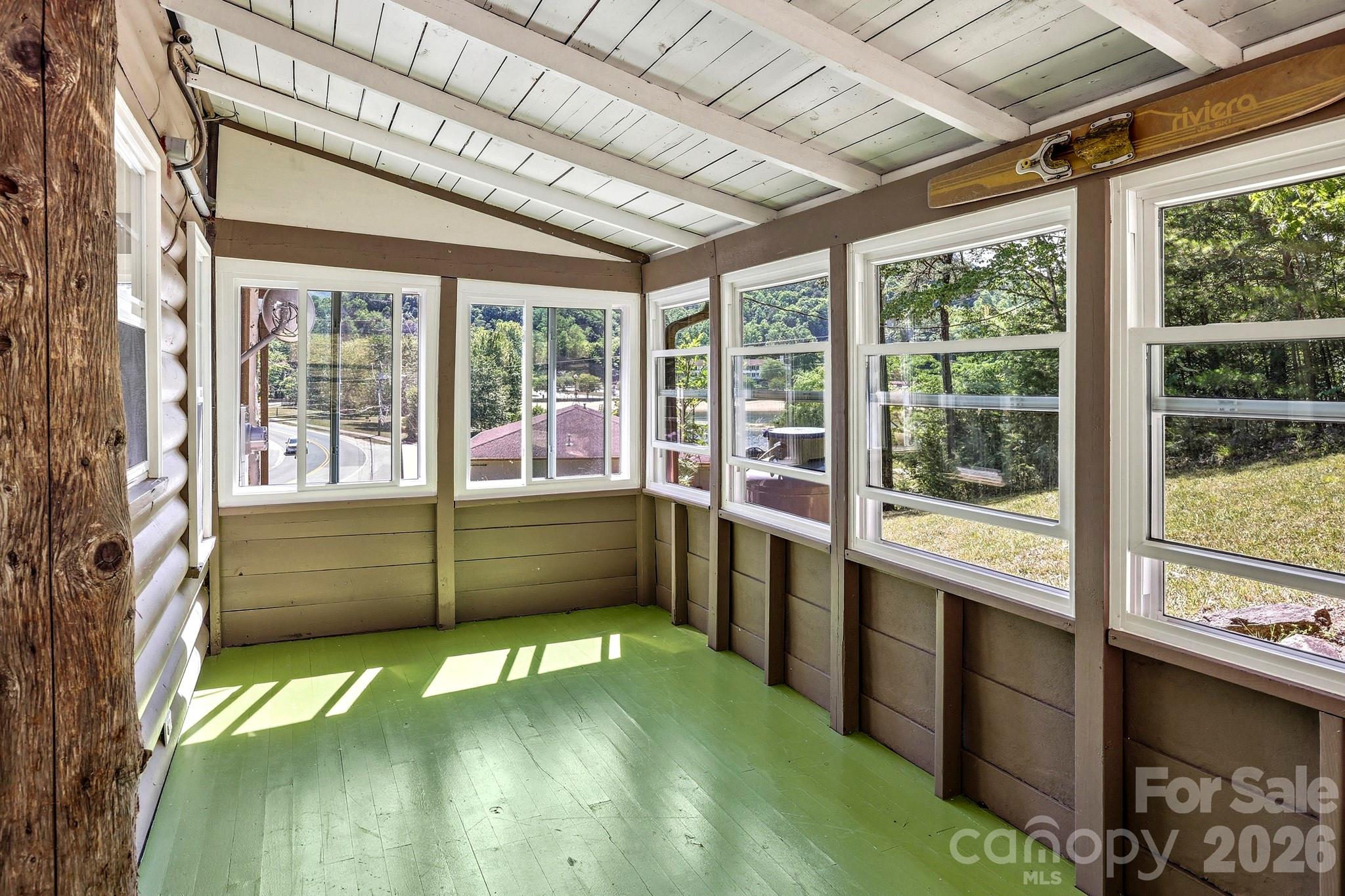 102 Jack London Road — Lake Lure