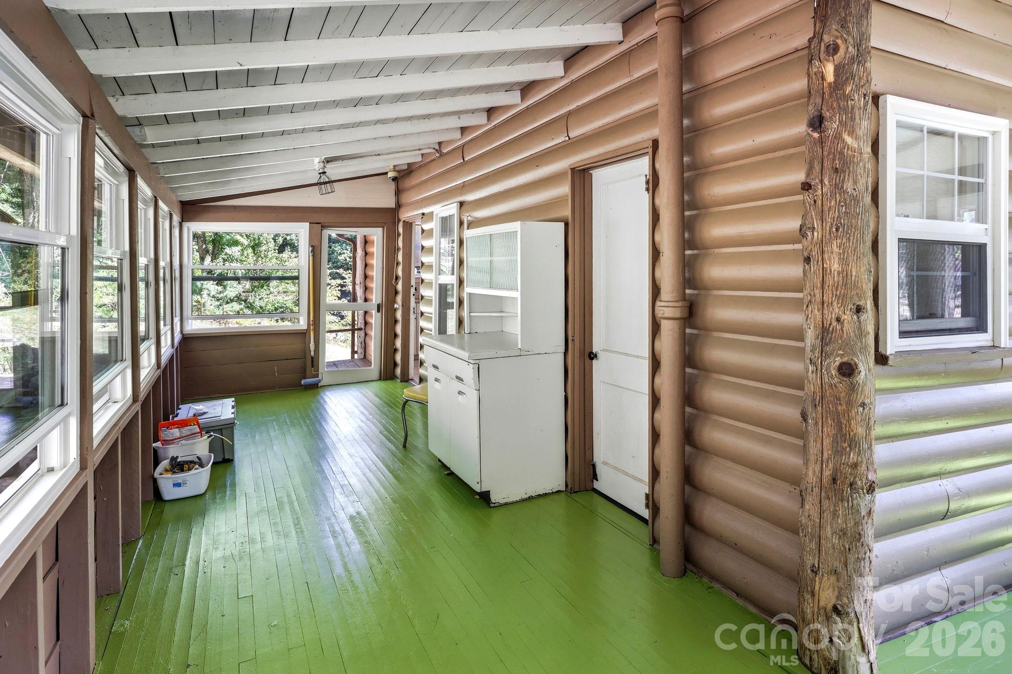 102 Jack London Road — Lake Lure