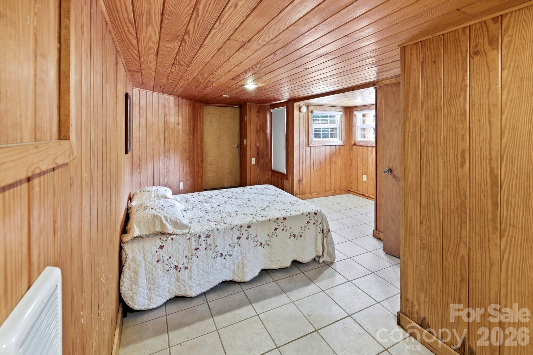 102 Jack London Road — Lake Lure