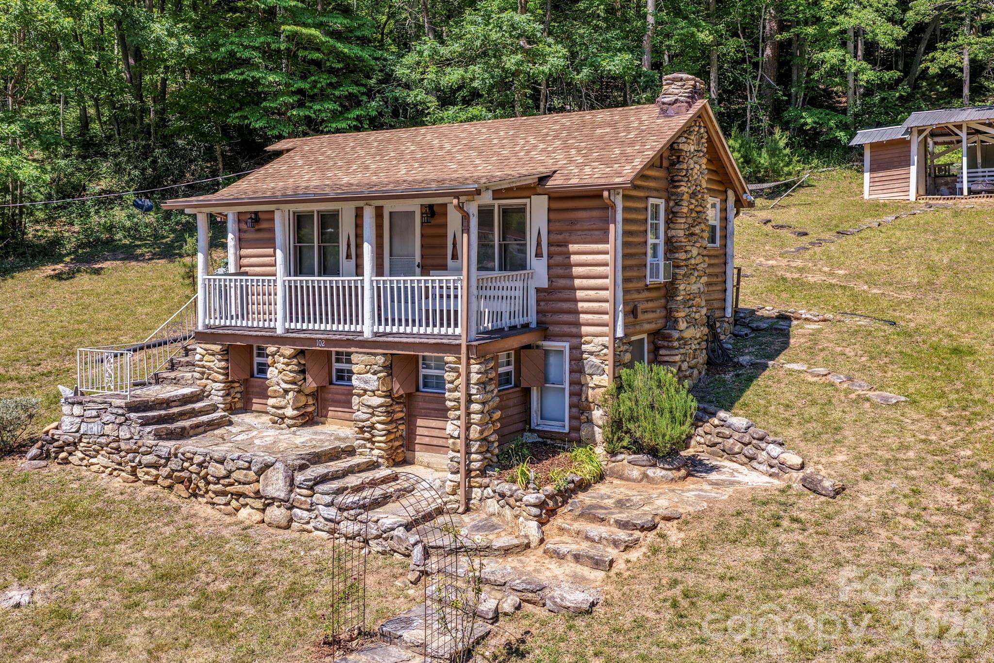 102 Jack London Road — Lake Lure