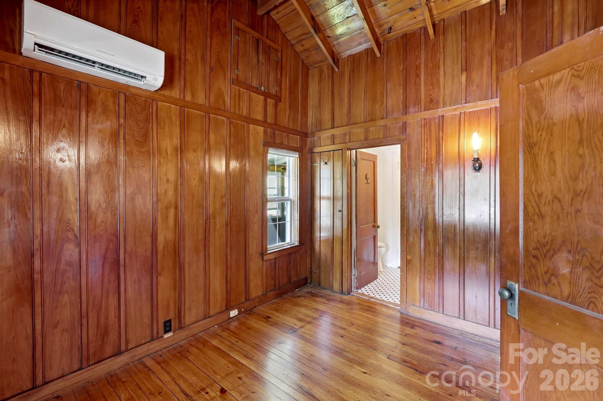 102 Jack London Road — Lake Lure
