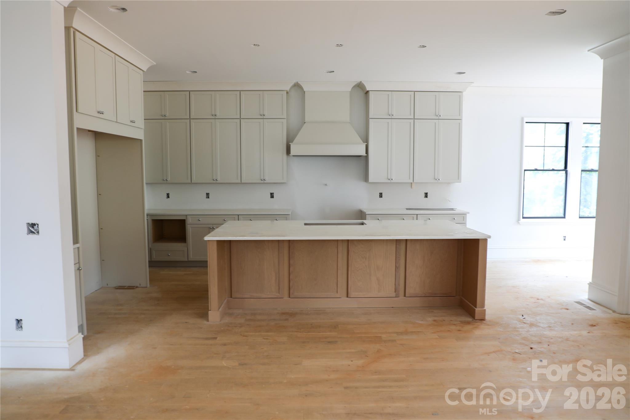 2205 Shenandoah Avenue — Charlotte