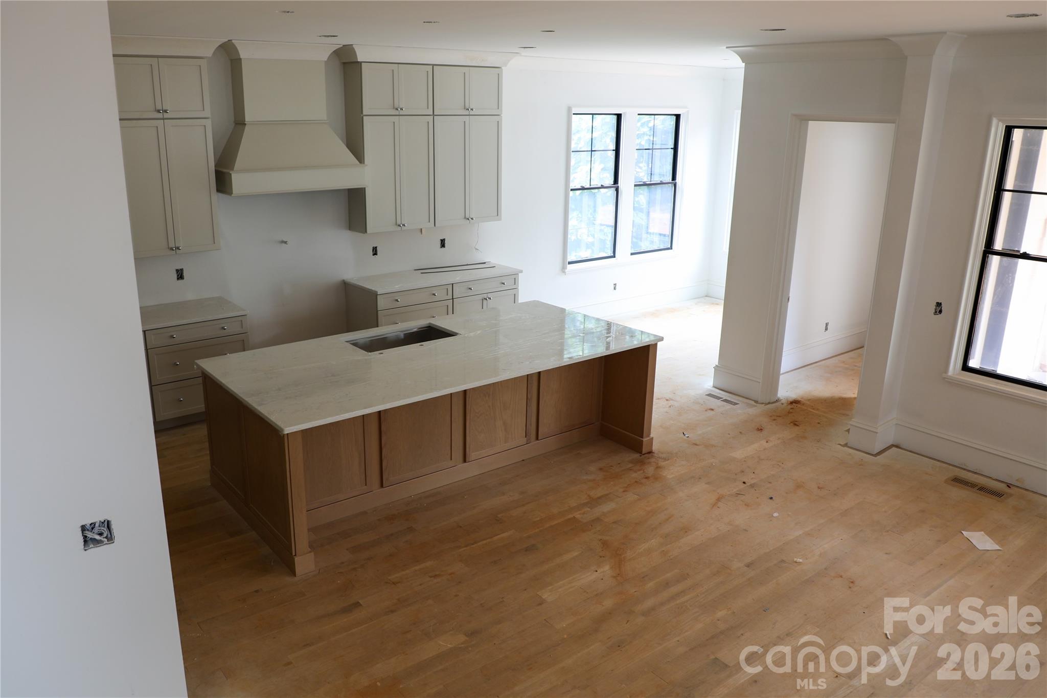 2205 Shenandoah Avenue — Charlotte