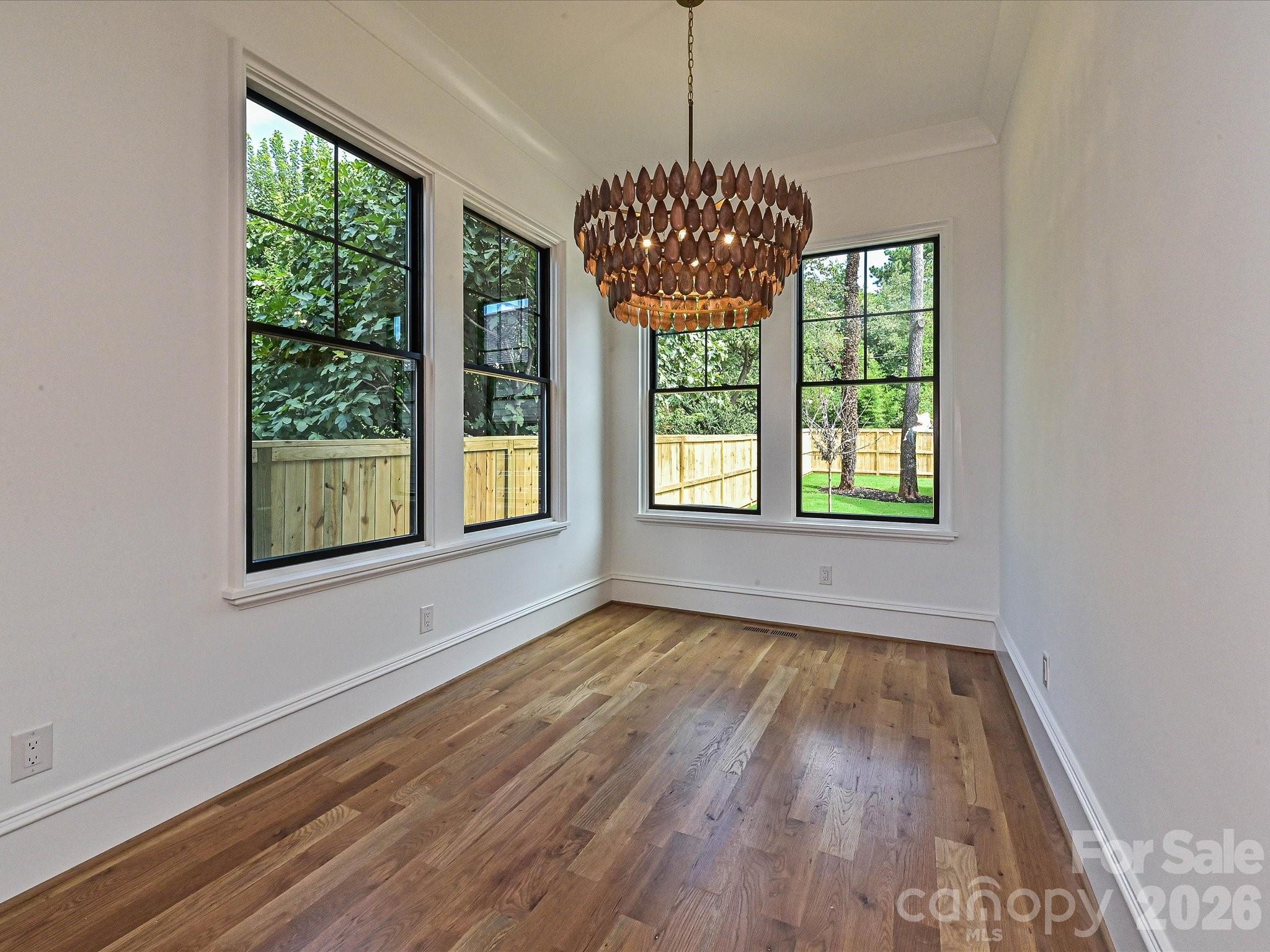 2205 Shenandoah Avenue — Charlotte