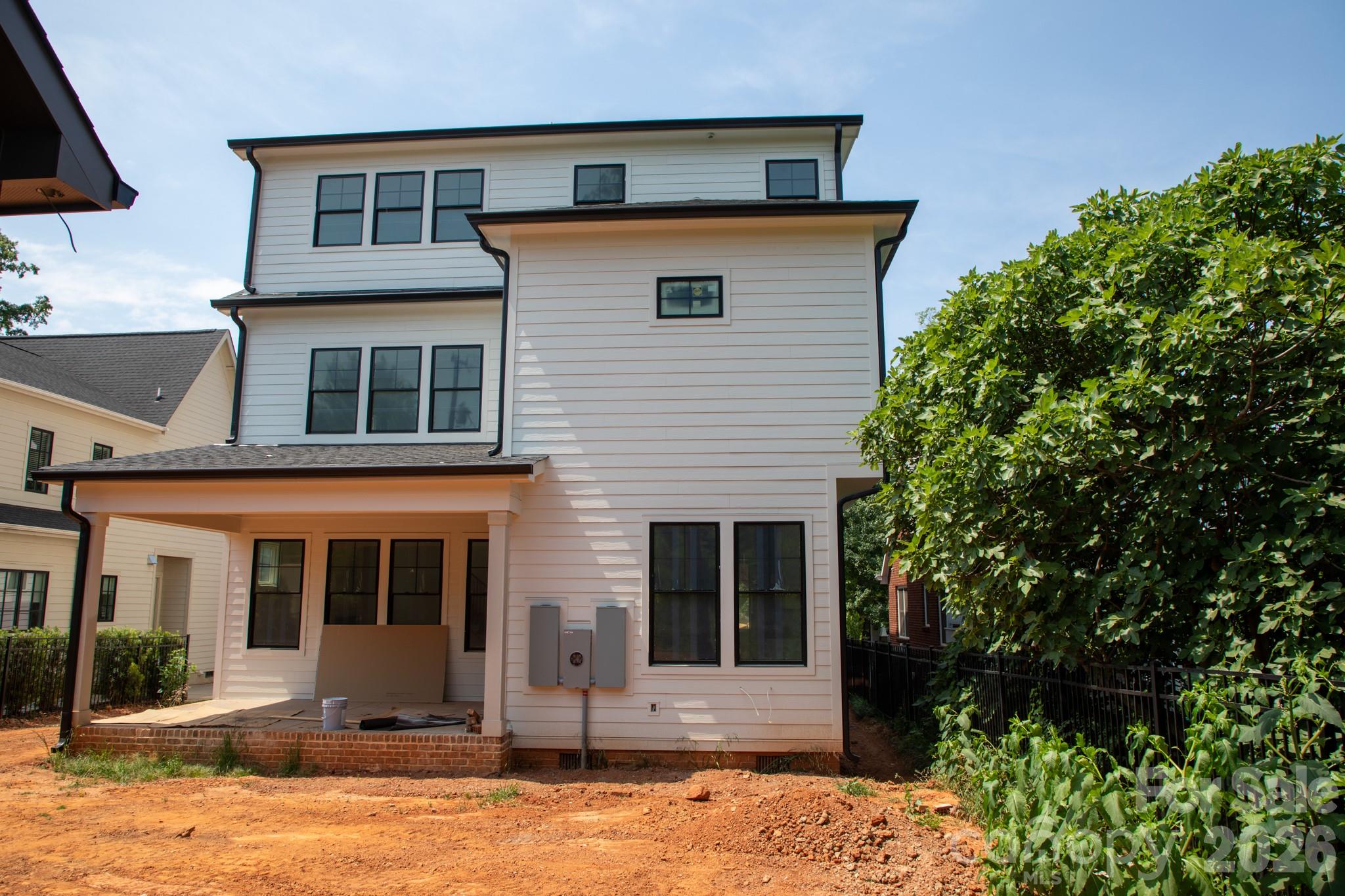 2205 Shenandoah Avenue — Charlotte