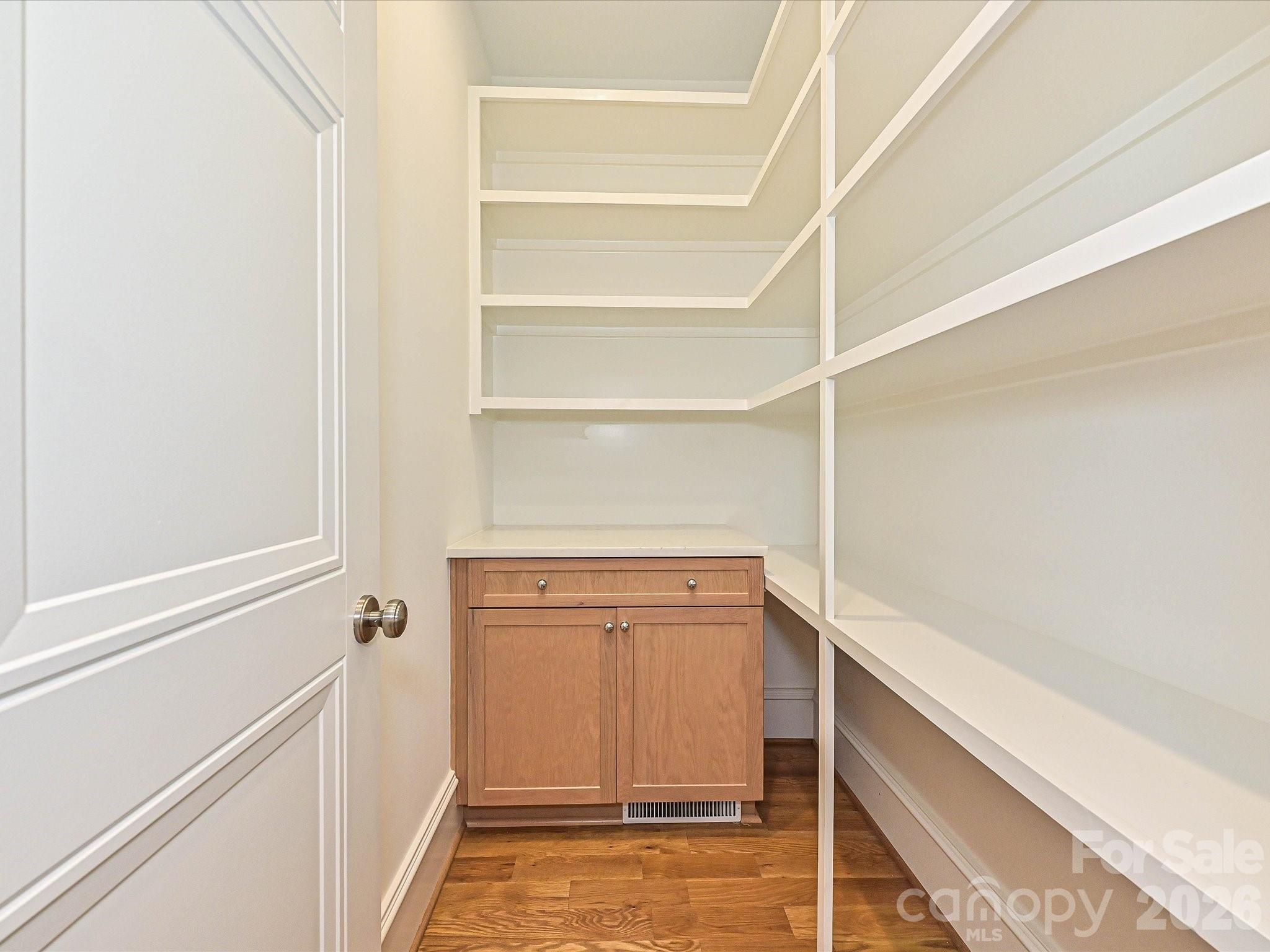2205 Shenandoah Avenue — Charlotte