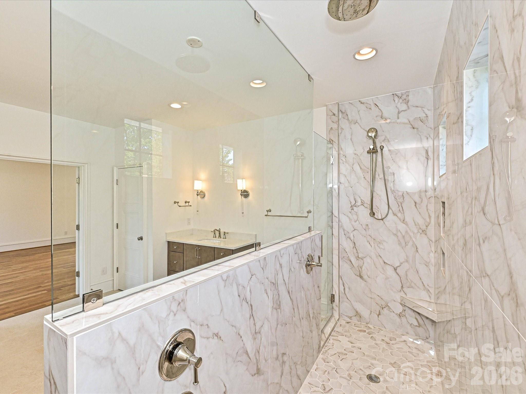 2205 Shenandoah Avenue — Charlotte