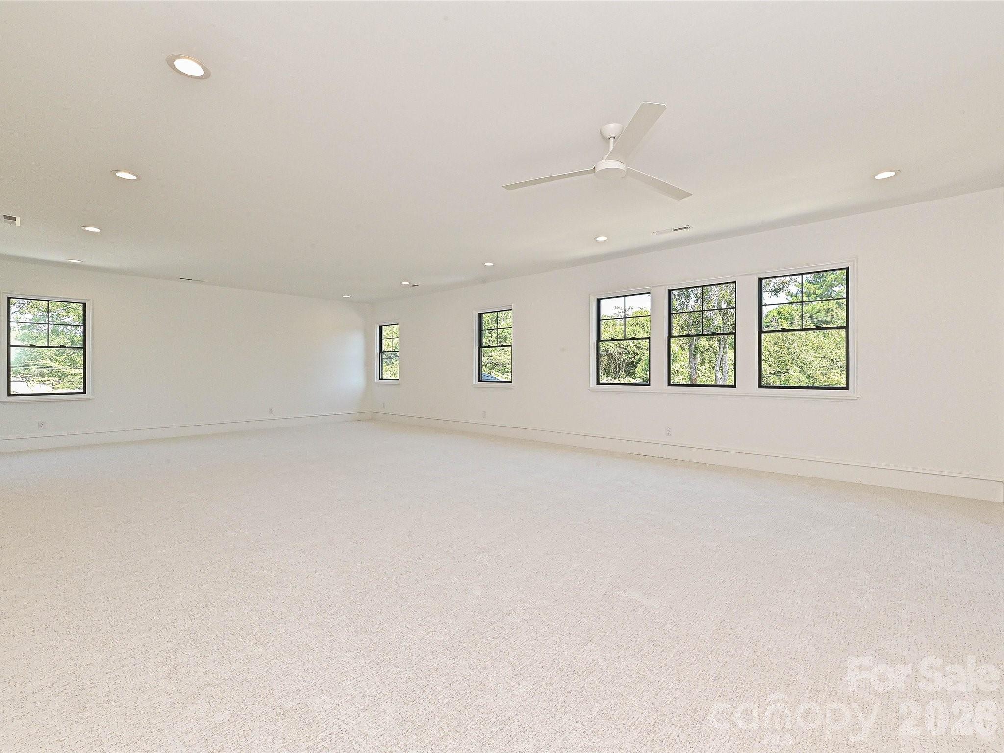 2205 Shenandoah Avenue — Charlotte