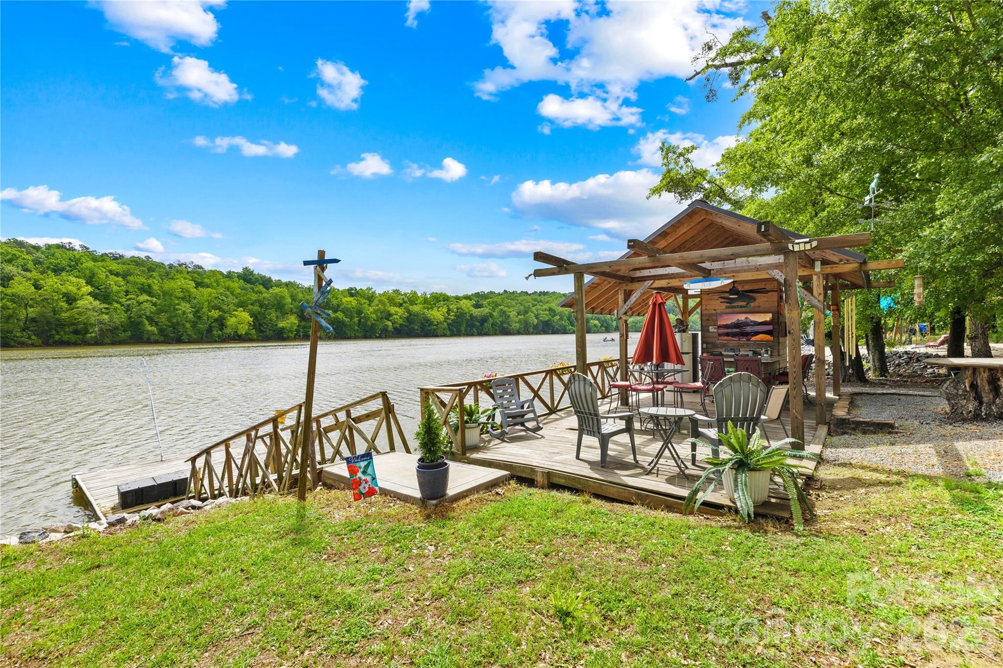 569 Living Waters Drive — Great Falls
