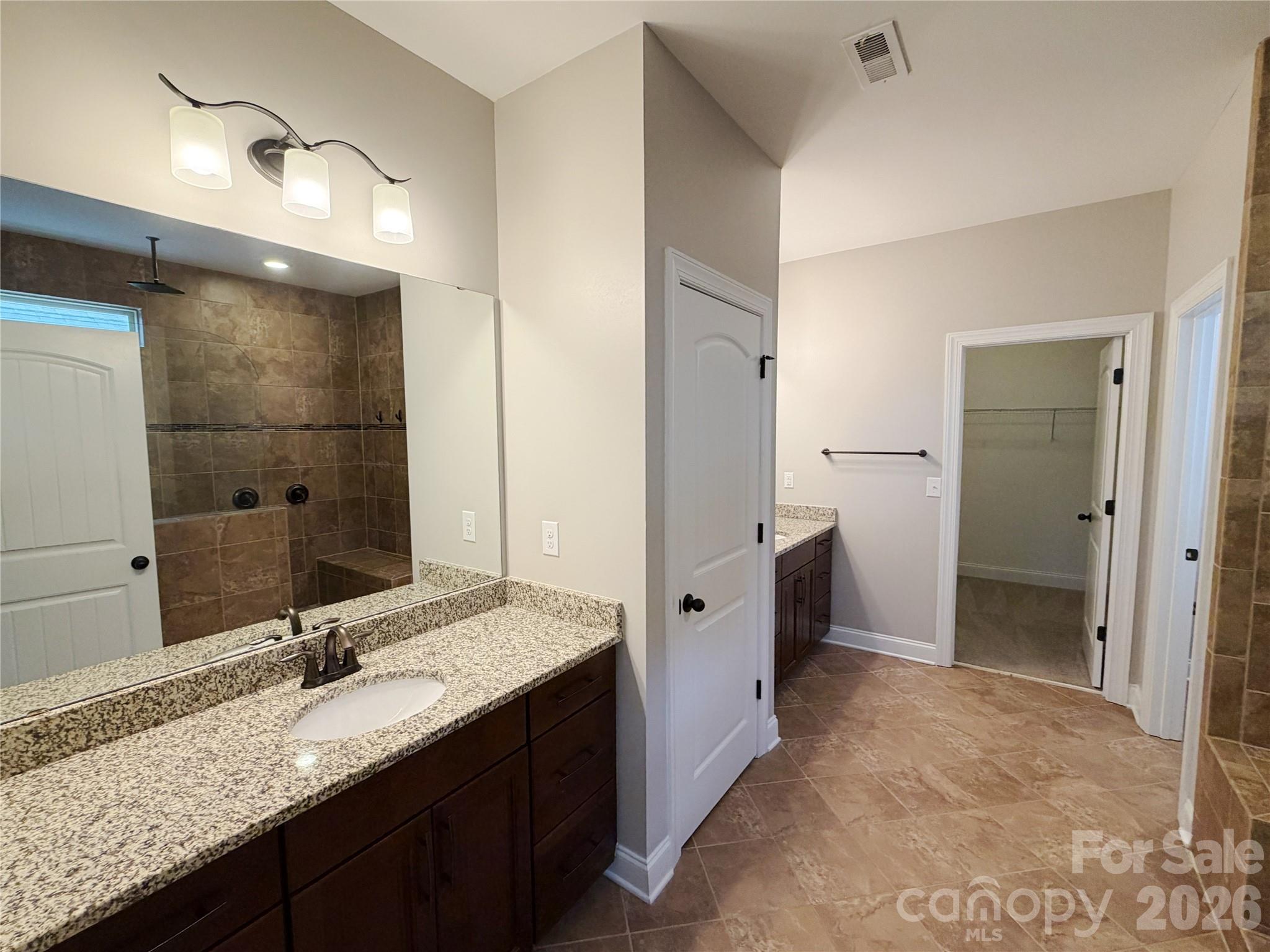10403 Drake Hill Drive — Huntersville