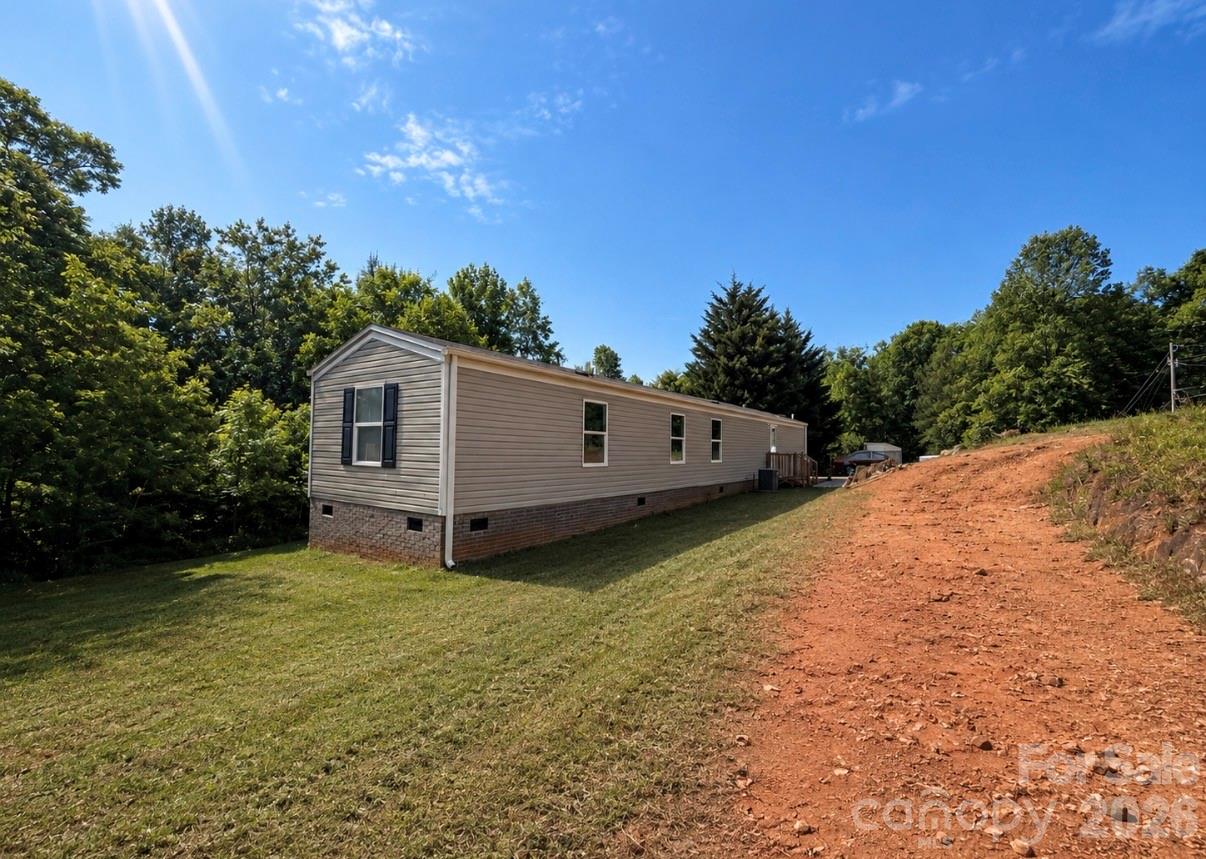 182 Left Fork Road — Pickens