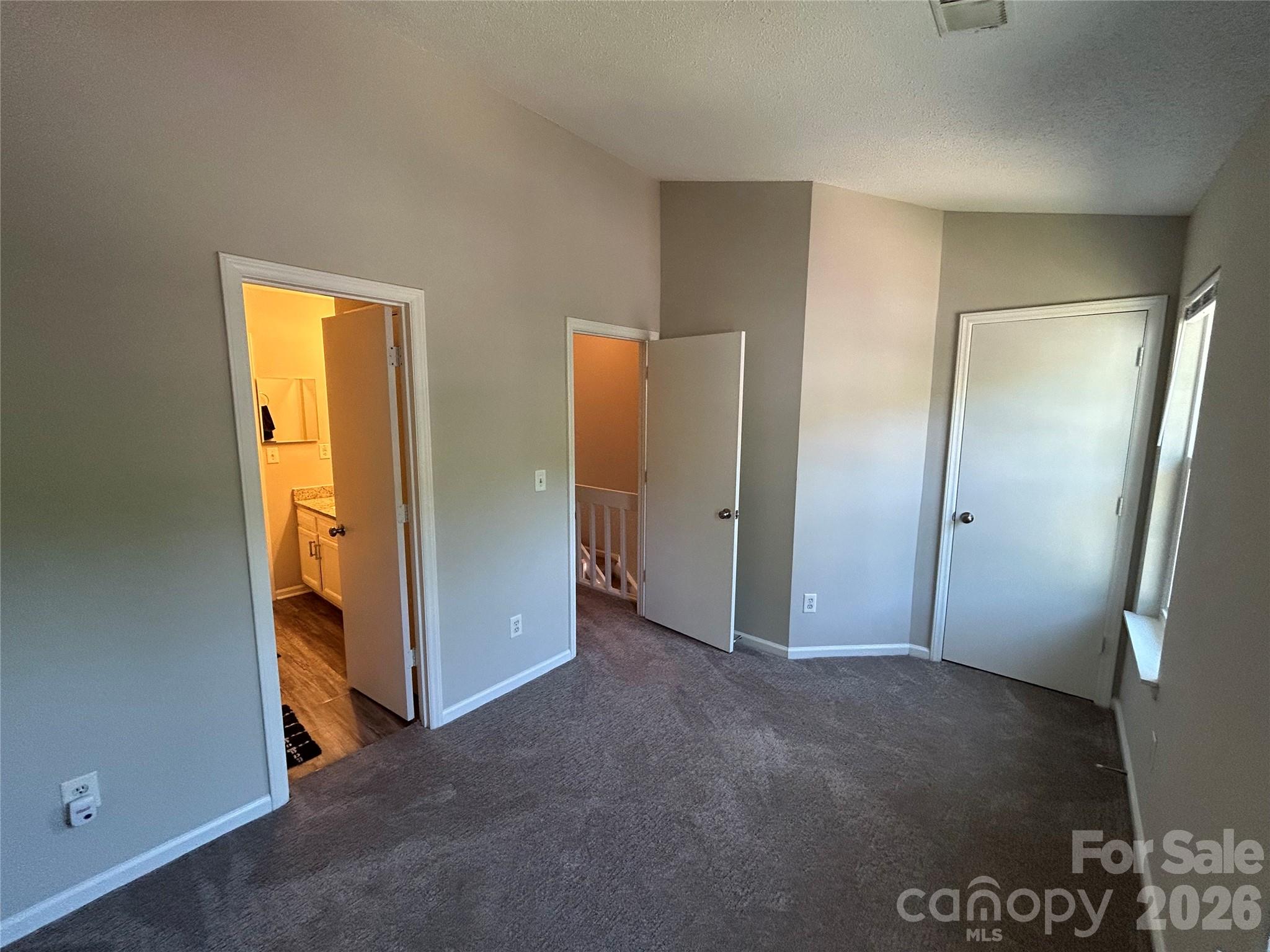 6466 Windsor Gate Lane — Charlotte