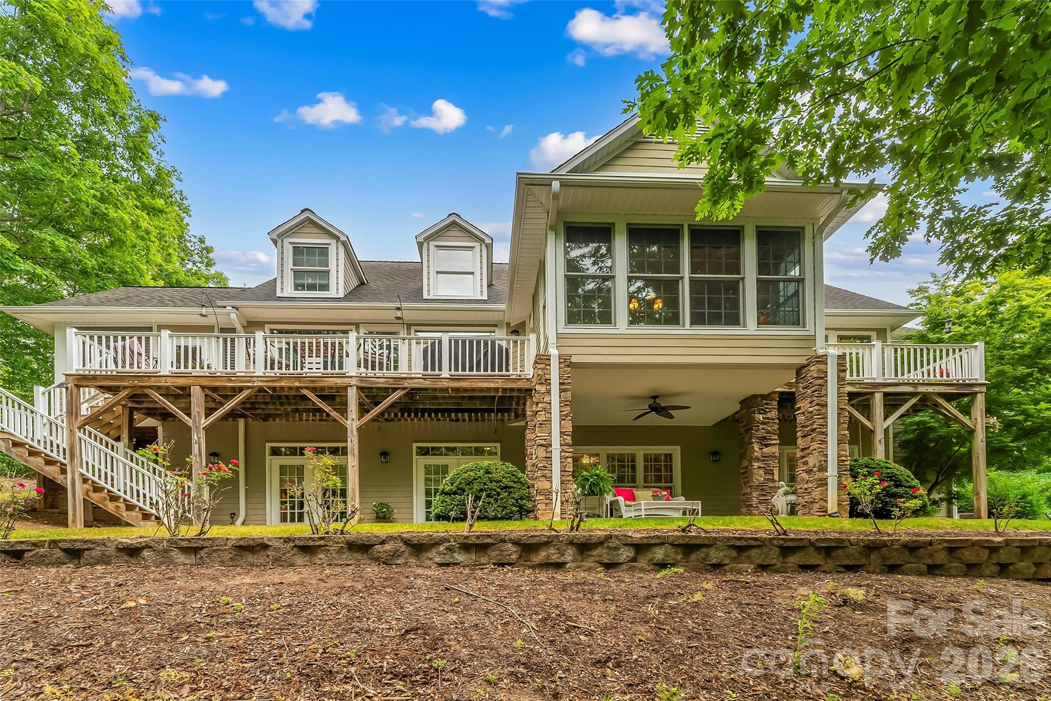 483 Cross Creek Drive #26 — Marion