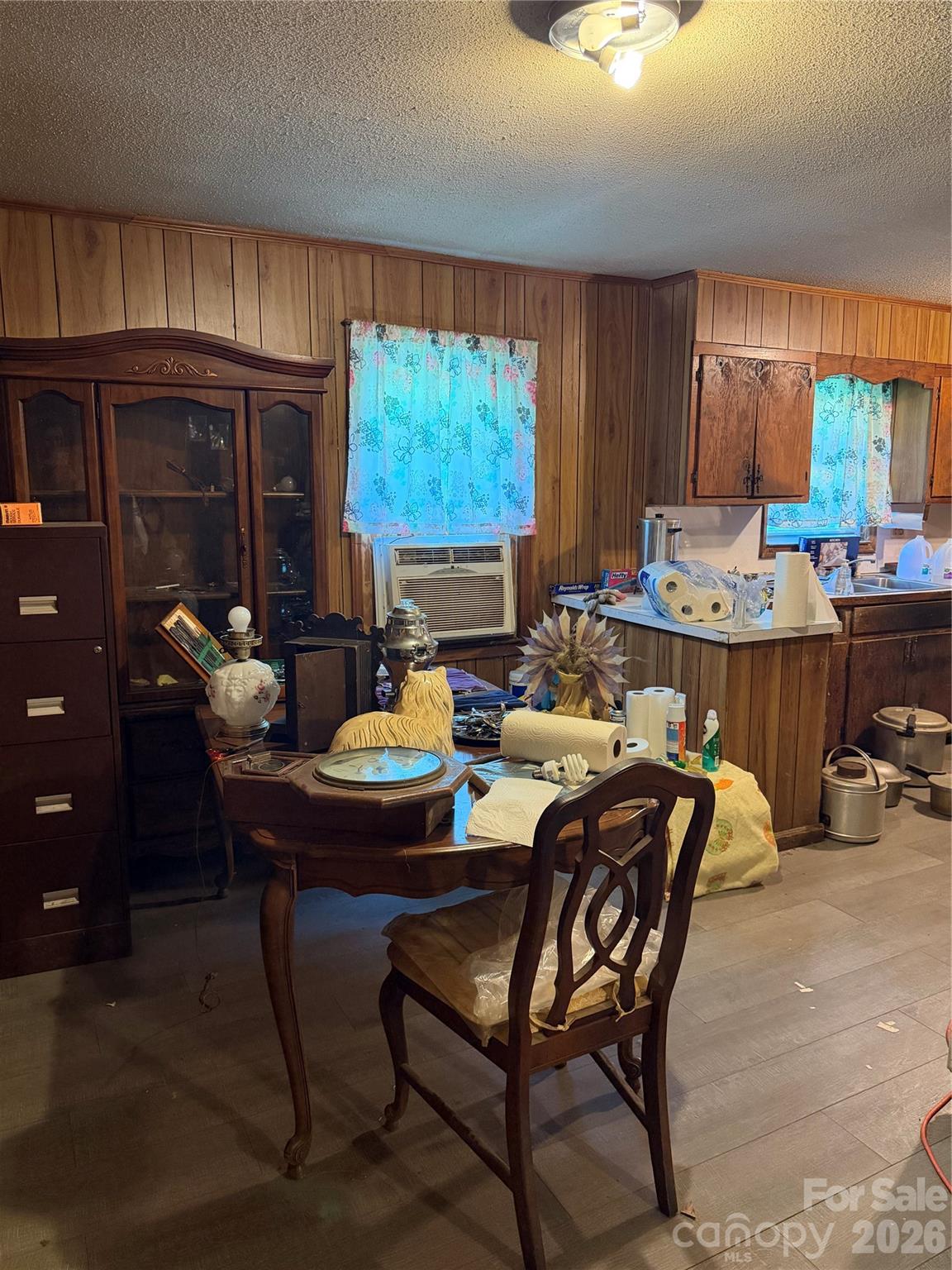2360 Baton Rouge Road — Chester