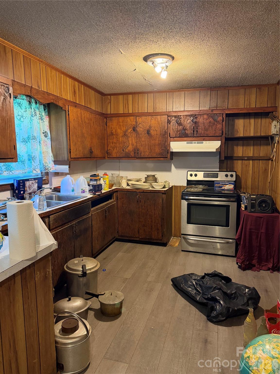 2360 Baton Rouge Road — Chester