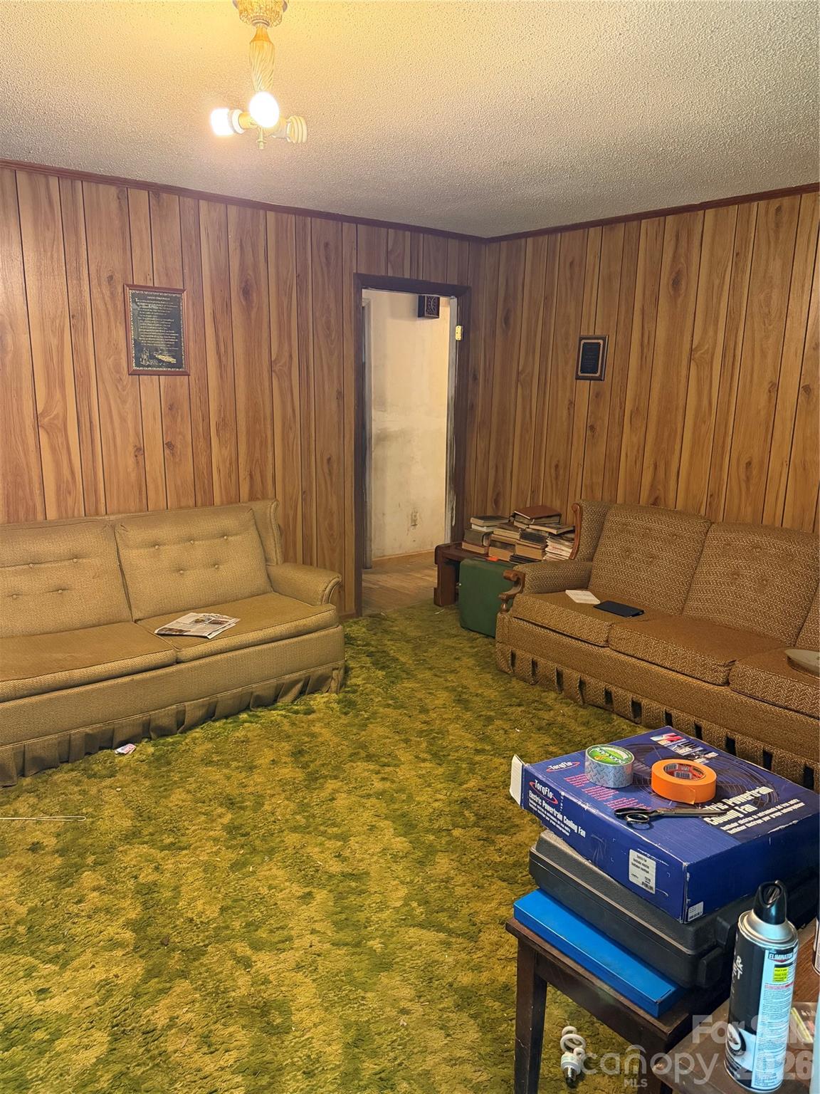 2360 Baton Rouge Road — Chester