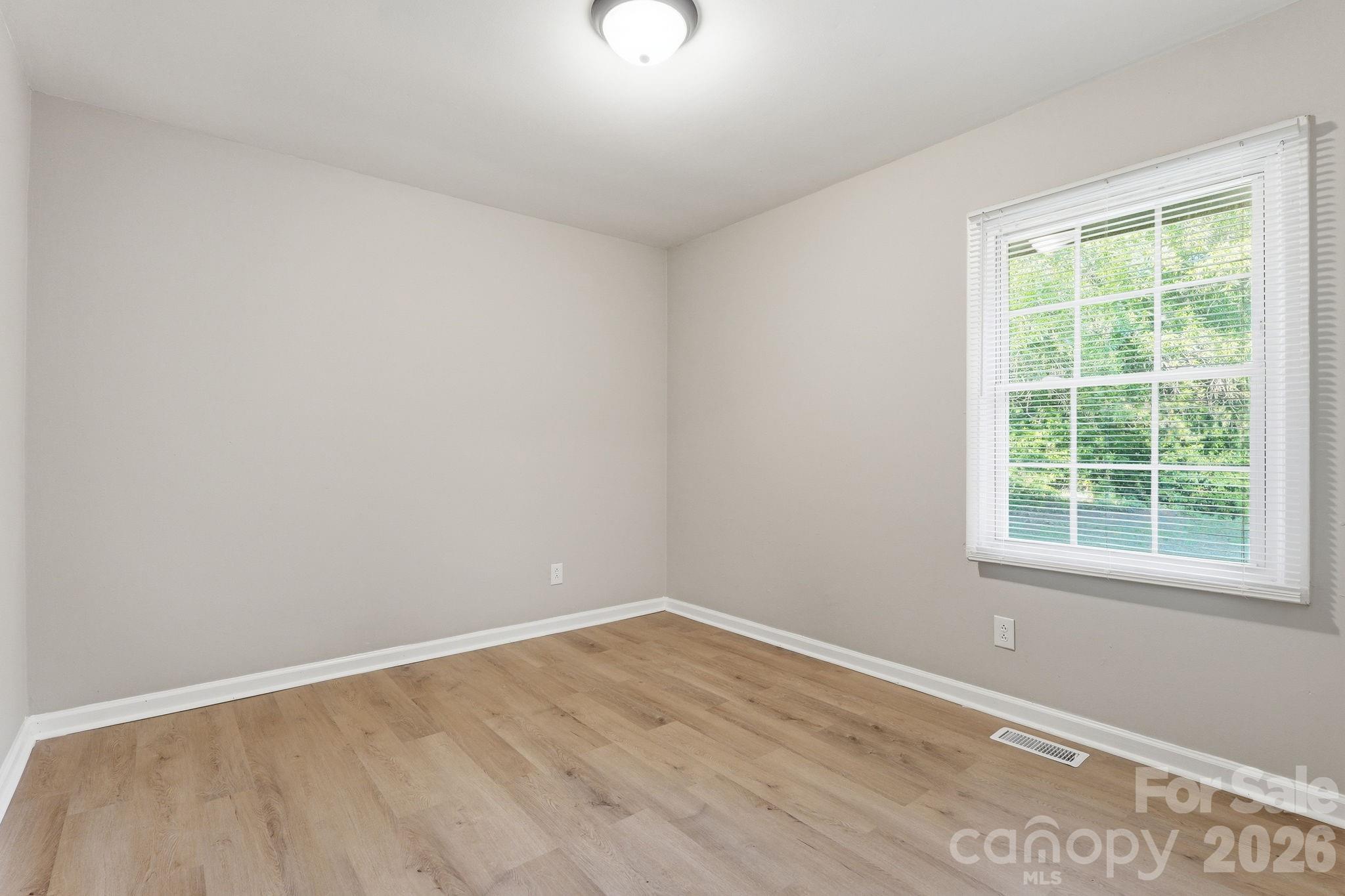 364 Leafmore Drive — Charlotte