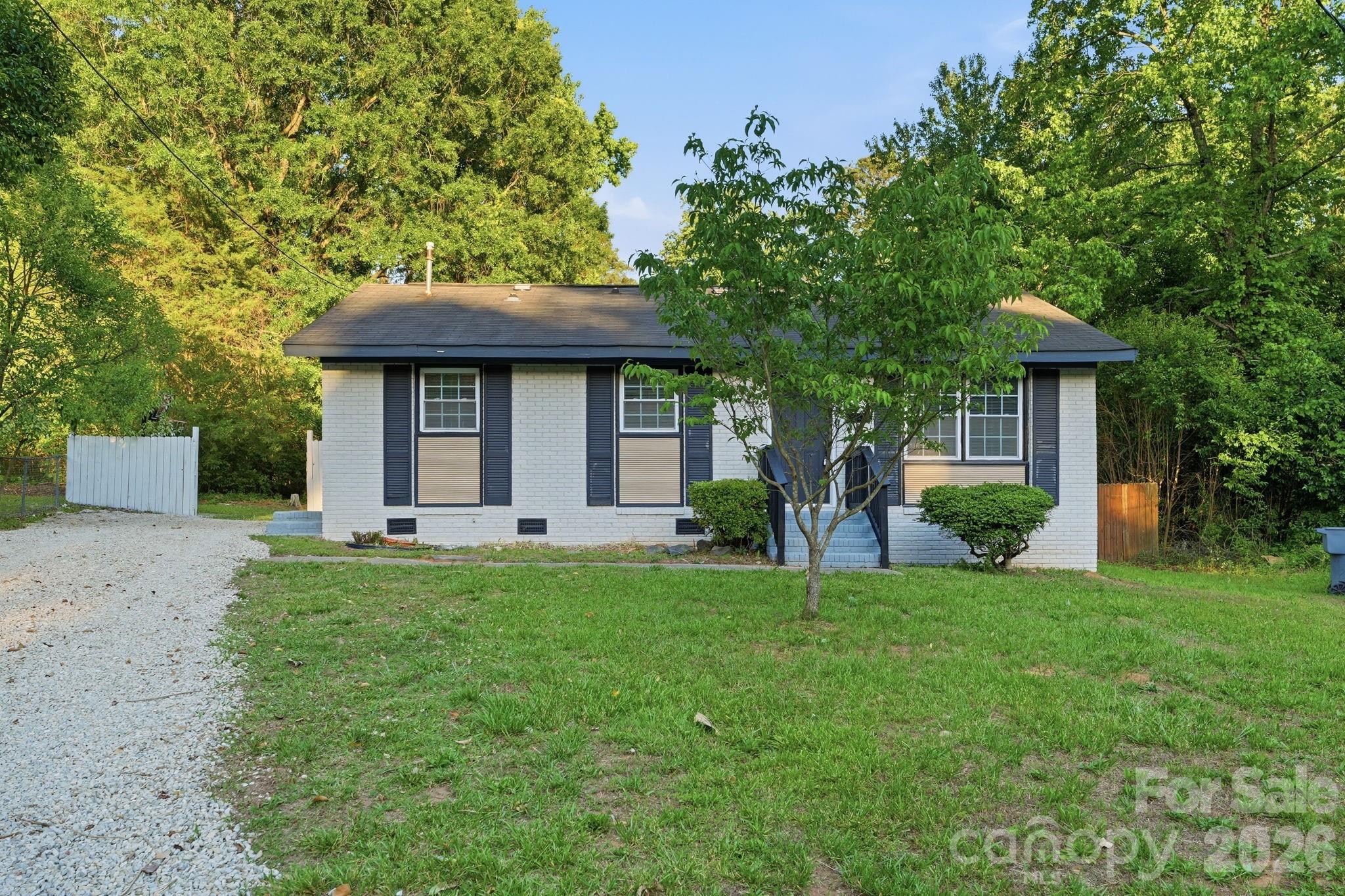 364 Leafmore Drive — Charlotte