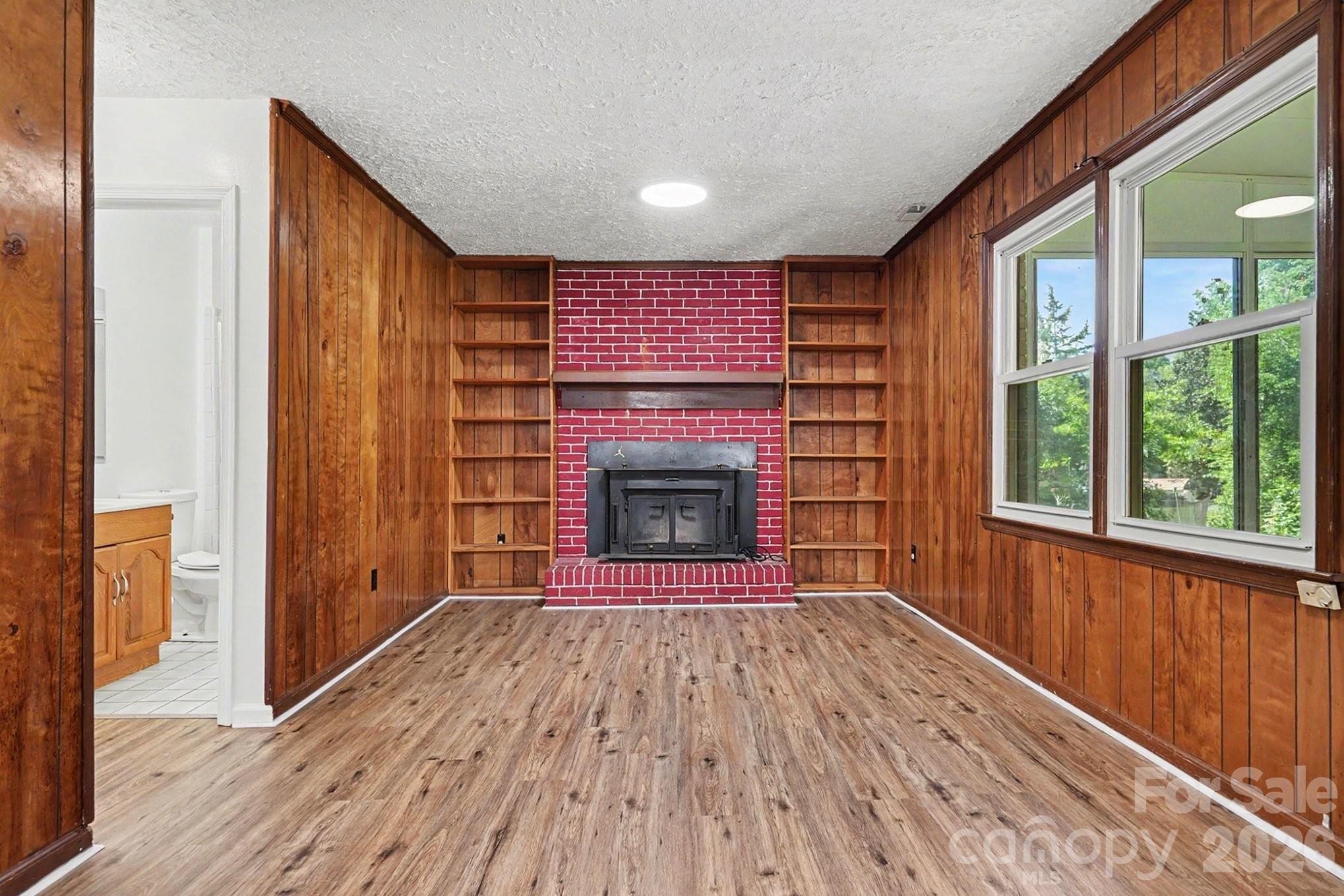 3601 Cross Winds Road — Charlotte