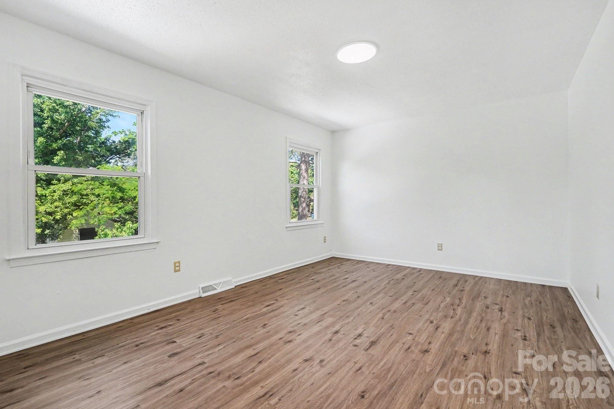 3601 Cross Winds Road — Charlotte