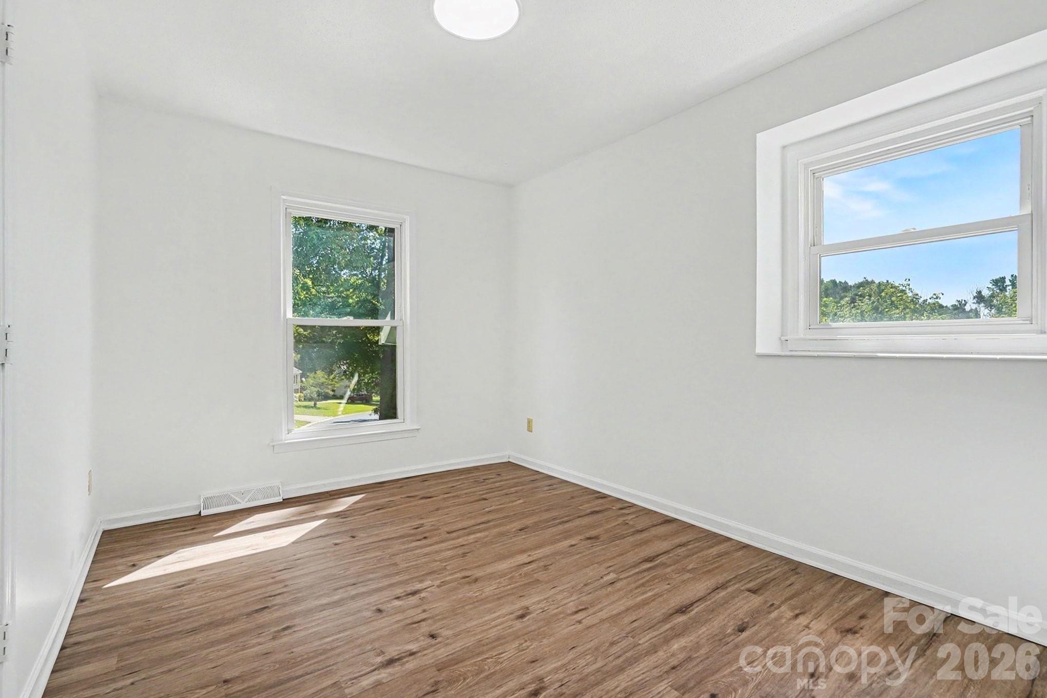 3601 Cross Winds Road — Charlotte
