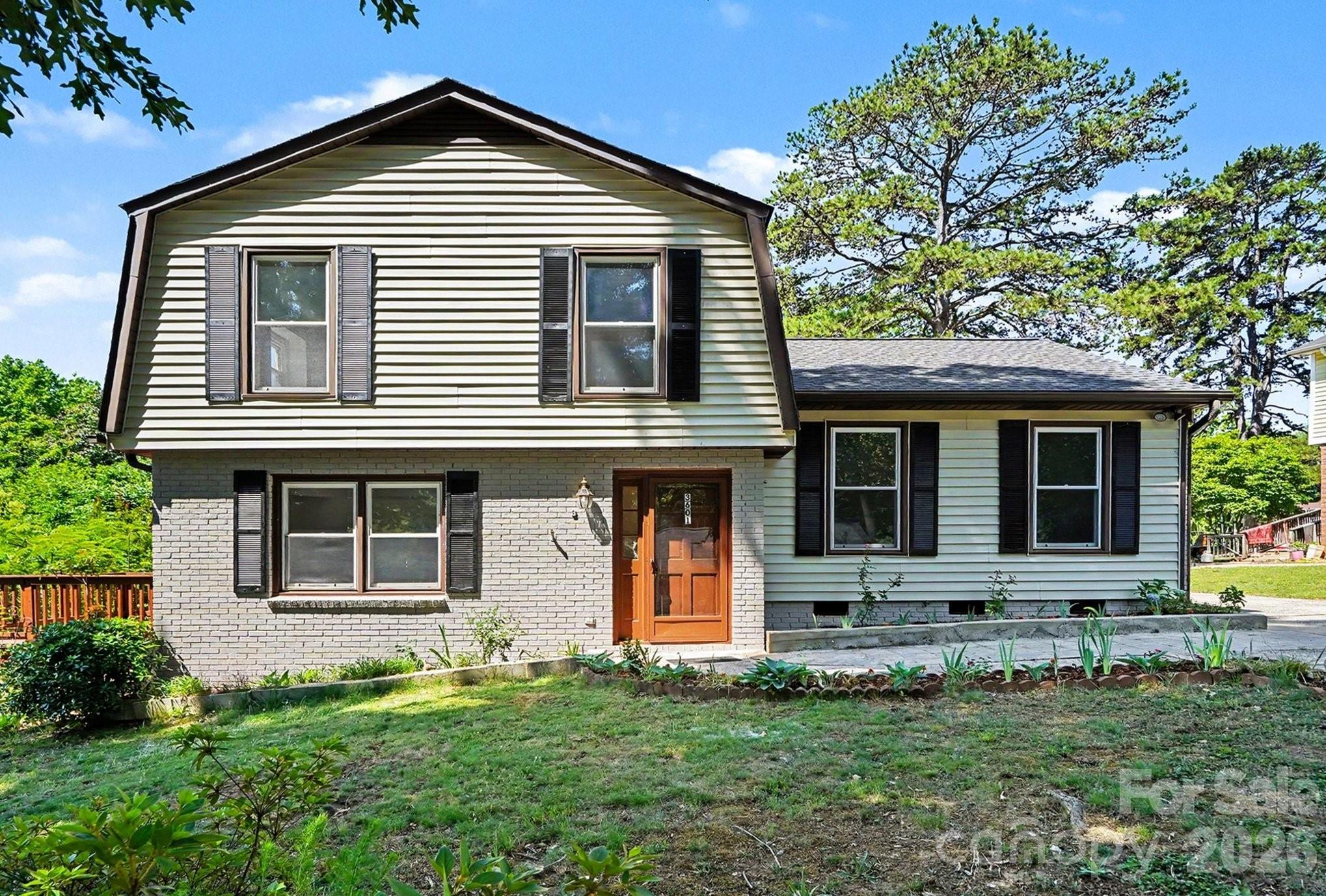 3601 Cross Winds Road — Charlotte