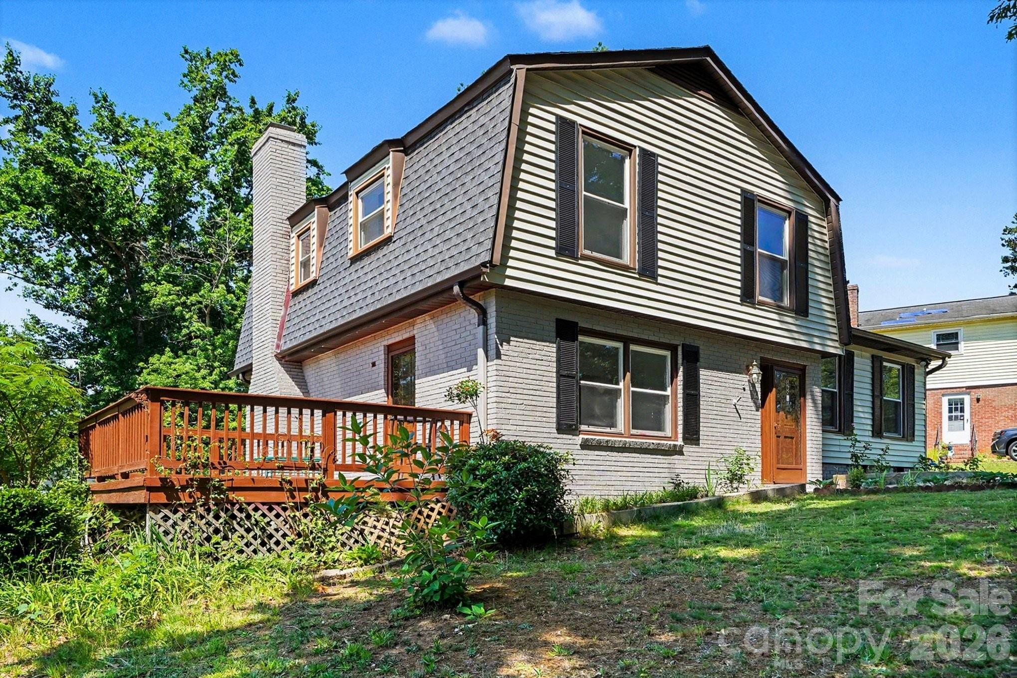 3601 Cross Winds Road — Charlotte