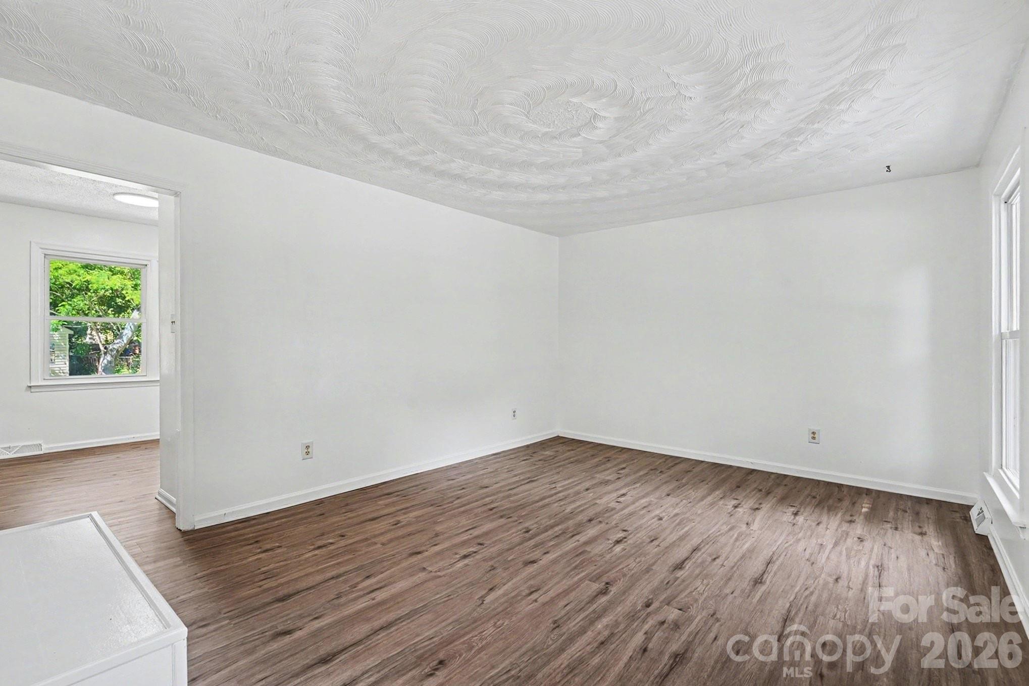 3601 Cross Winds Road — Charlotte
