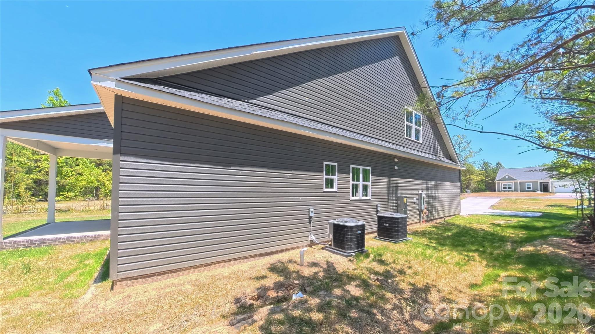 3099 Meadowcrest Drive — Clover