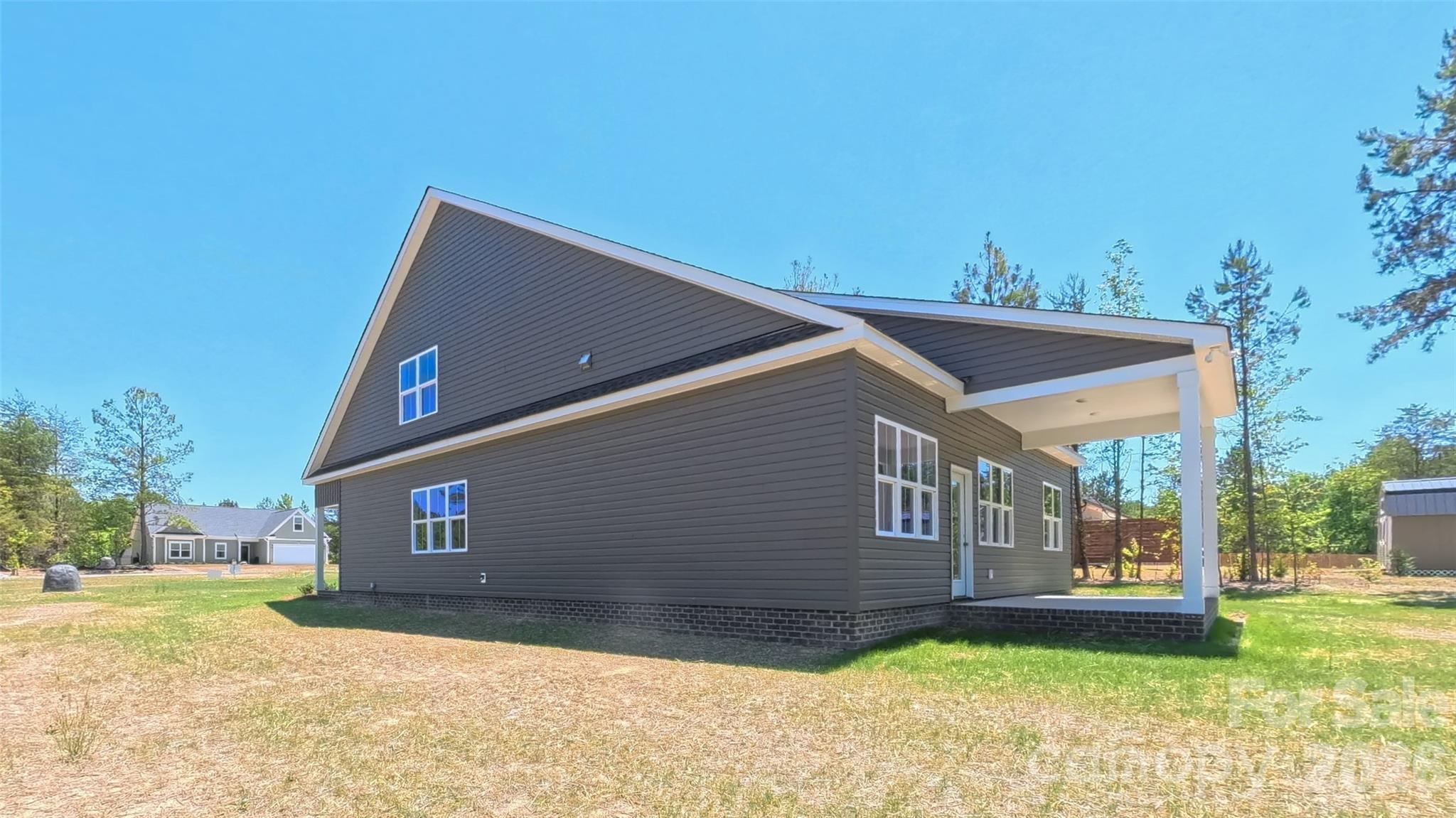 3099 Meadowcrest Drive — Clover
