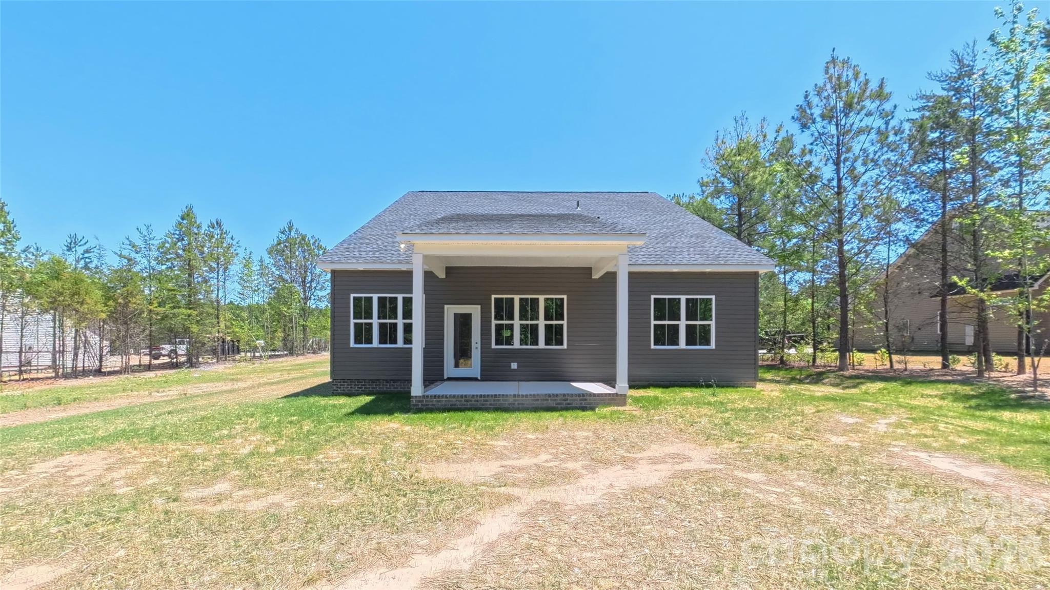 3099 Meadowcrest Drive — Clover