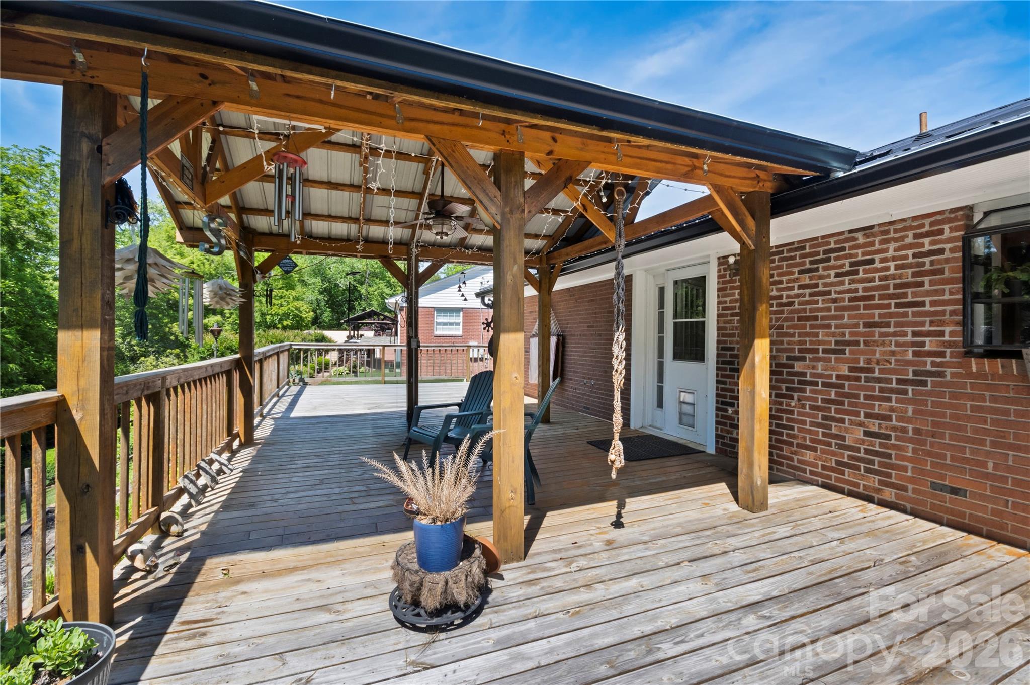 75 Hawthorne Drive — Brevard